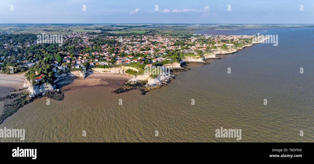 La France, Charente-Maritime, Saintonge, côte de Beauté, Royan, Meschers-sur-Gironde, falaises et habitations troglodytiques (vue aérienne) (vue aérienne) Banque D'Images