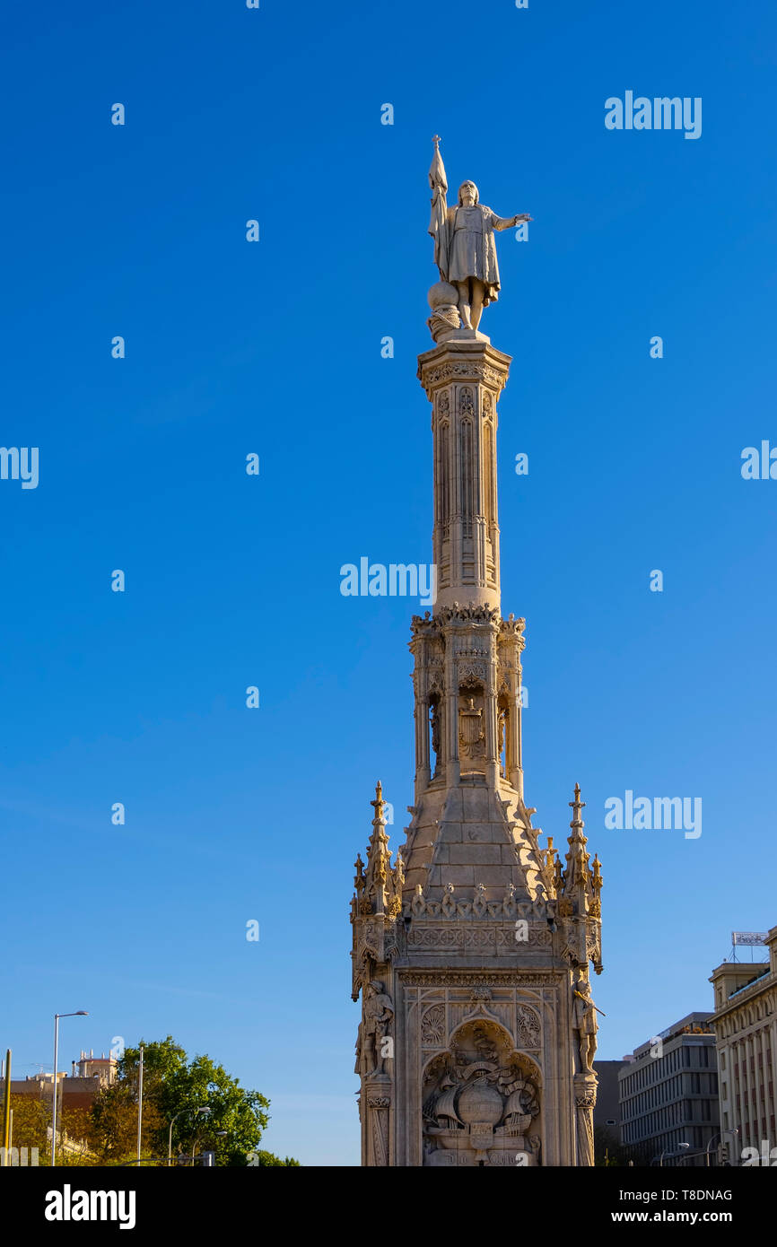 Statue de Christophe Colomb à Paseo de la Castellana, Place Colon. La ville de Madrid, Espagne Europe Banque D'Images