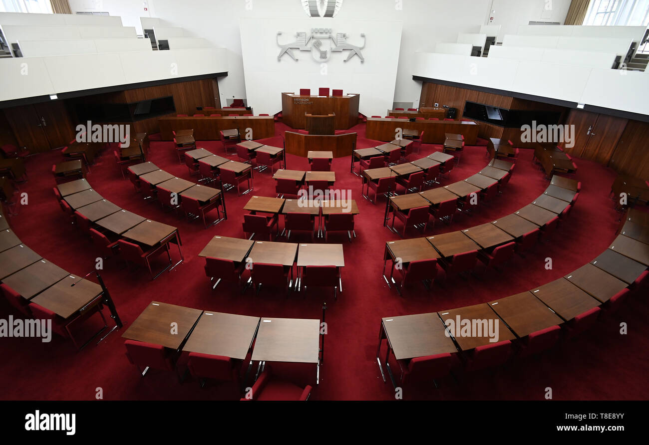 Brême, Allemagne. 10 mai, 2019. Les chaises dans la salle plénière de l'ensemble des citoyens sont vides. Le 26 mai, des élections auront lieu en Allemagne est plus petit état fédéral parallèlement à l'élection européenne. (Dpa Pack thème pour 13.05.2019) Crédit : Carmen Jaspersen/dpa/Alamy Live News Banque D'Images