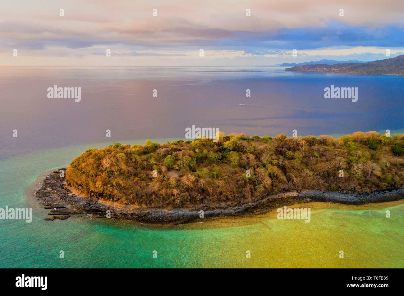 La France, l'île de Mayotte (département français d'outre-mer), la Grande Terre, Kani Keli, le jardin Maore et la plage de n'Gouja (vue aérienne) Banque D'Images