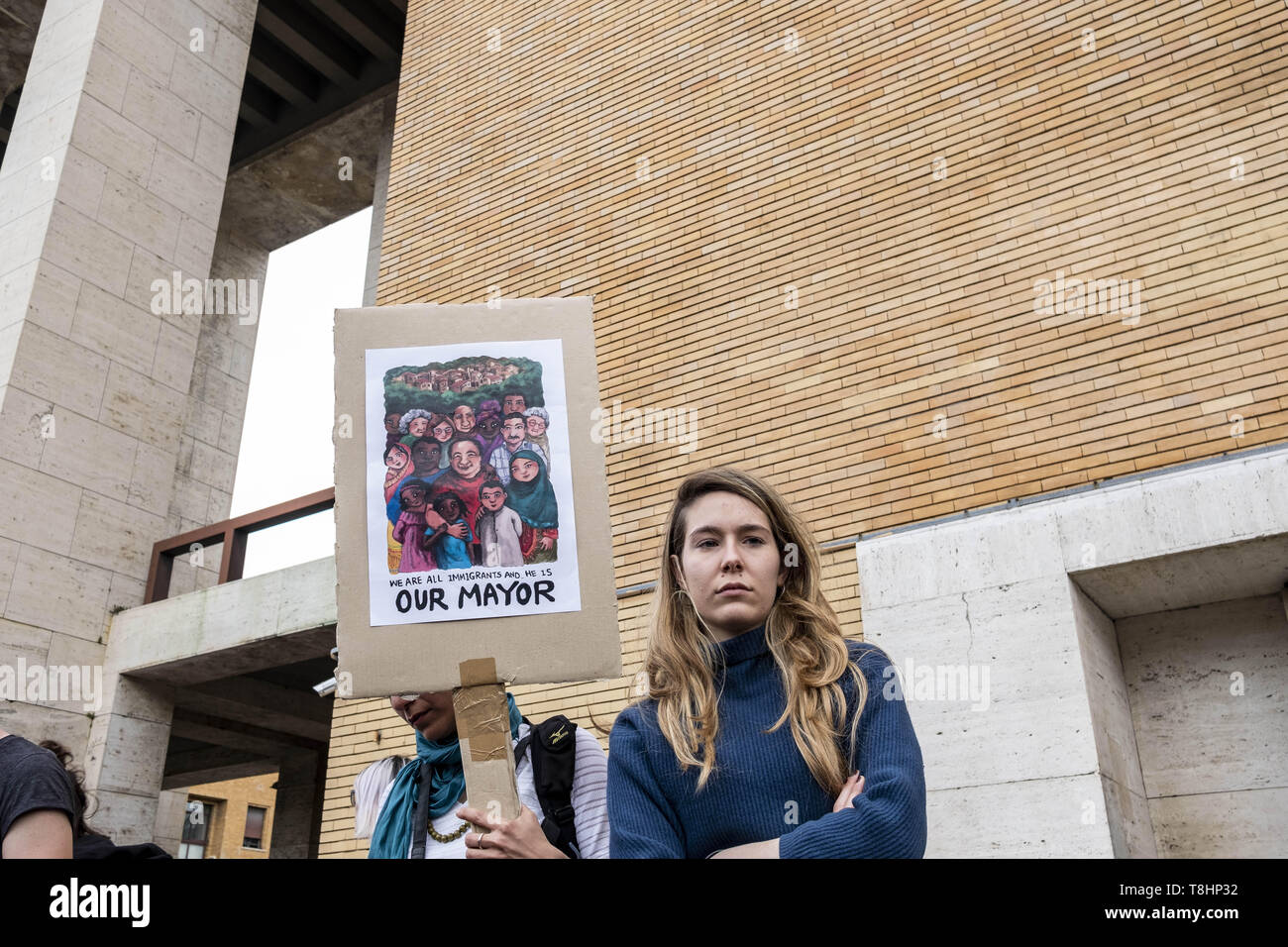 Rome, Italie. 13 mai, 2019. Domenico Lucano, un homme politique français et ancien maire de Riace, visiter l'Université de Sapienza à Rome.Il a gagné en importance dans le monde grâce à son approche novatrice en matière de traitement des réfugiés. En tant que maire de Riace, il a accueilli 450 réfugiés de s'installer parmi les 1 800 habitants du village d'empêcher la fermeture de l'école locale et de redonner vie au village.Il a été deuxième dans le monde. Concours 2010 Maire Crédit : Matteo Trevisan/ZUMA/Alamy Fil Live News Banque D'Images