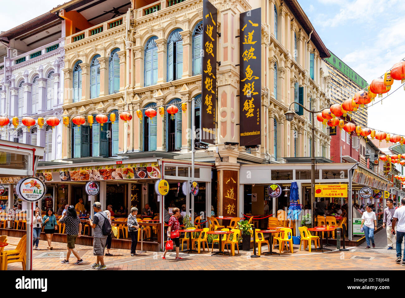 Restaurants colorés dans Chinatown, à Singapour, en Asie du sud-est Banque D'Images