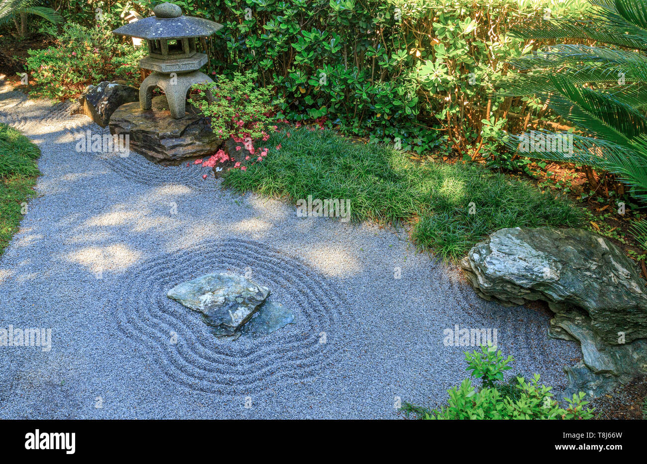 France, Alpes Maritimes, Saint Jean Cap Ferrat, la Villa et jardins Ephrussi de Rothschild, le jardin japonais connu comme Cho-Seki-Tei créé par Shigeo Banque D'Images