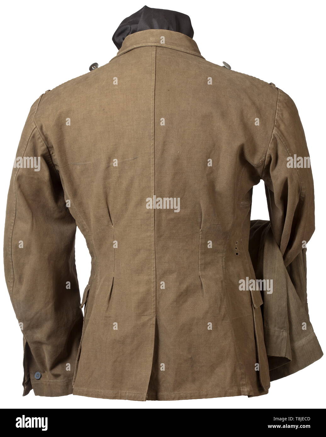 Un champ de 41 M tunique et culotte courte la tunique faite de tissu de couleur olive percer, toujours avec plis couchés sur les poches. Les boutons et les insignes sont manquants, renfort interne d'olive brown doublure en coton. Inclus sont le court pantalon avec ceinture. Un jeu utilisé., historique, historique du 20e siècle, Additional-Rights Clearance-Info-Not-Available- Banque D'Images