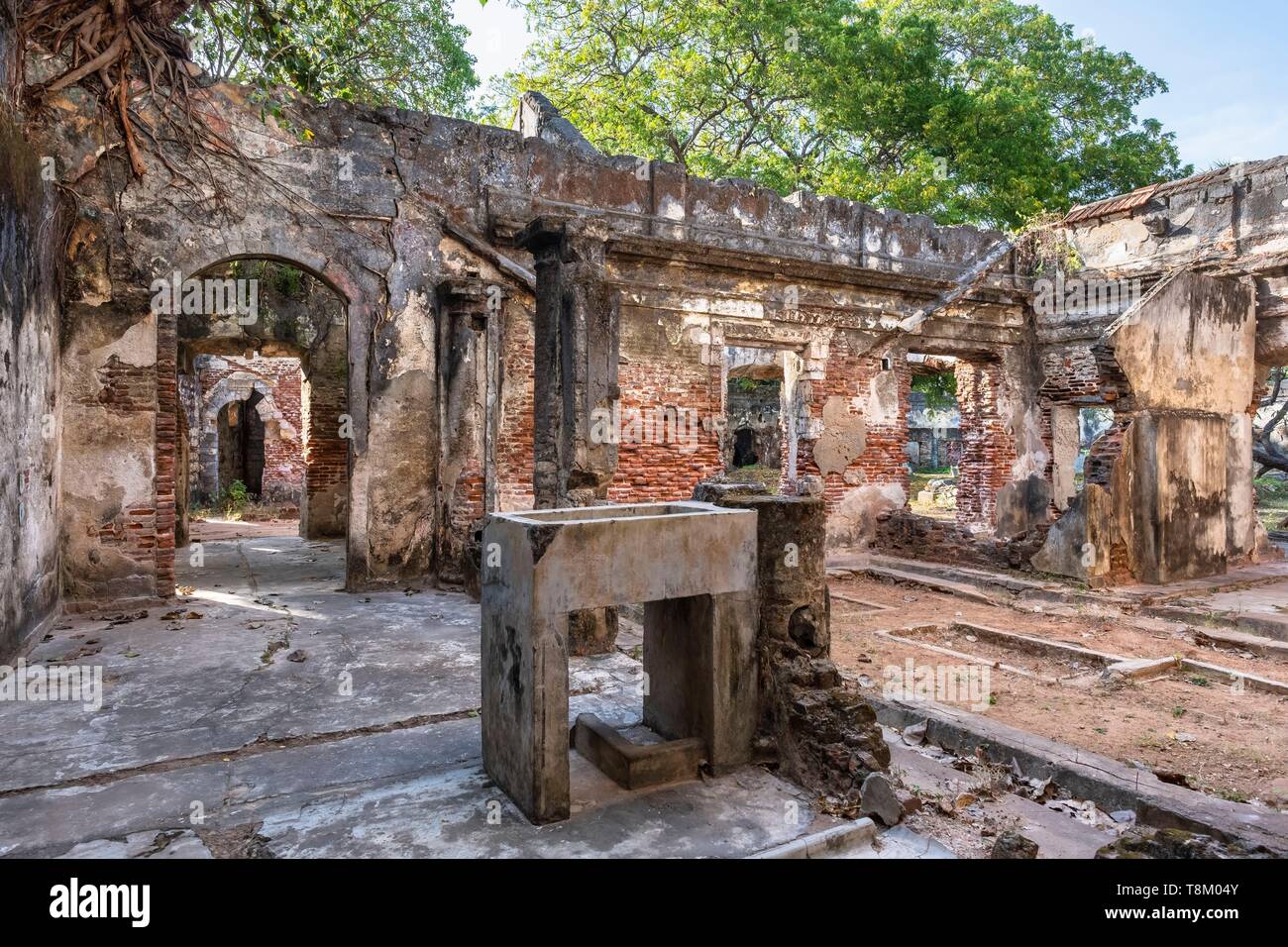 Sri Lanka, province du Nord, Jaffna, vieux parc, ruines du vieux quartier ou Kachchery Secrétariat construit par les Britanniques Banque D'Images