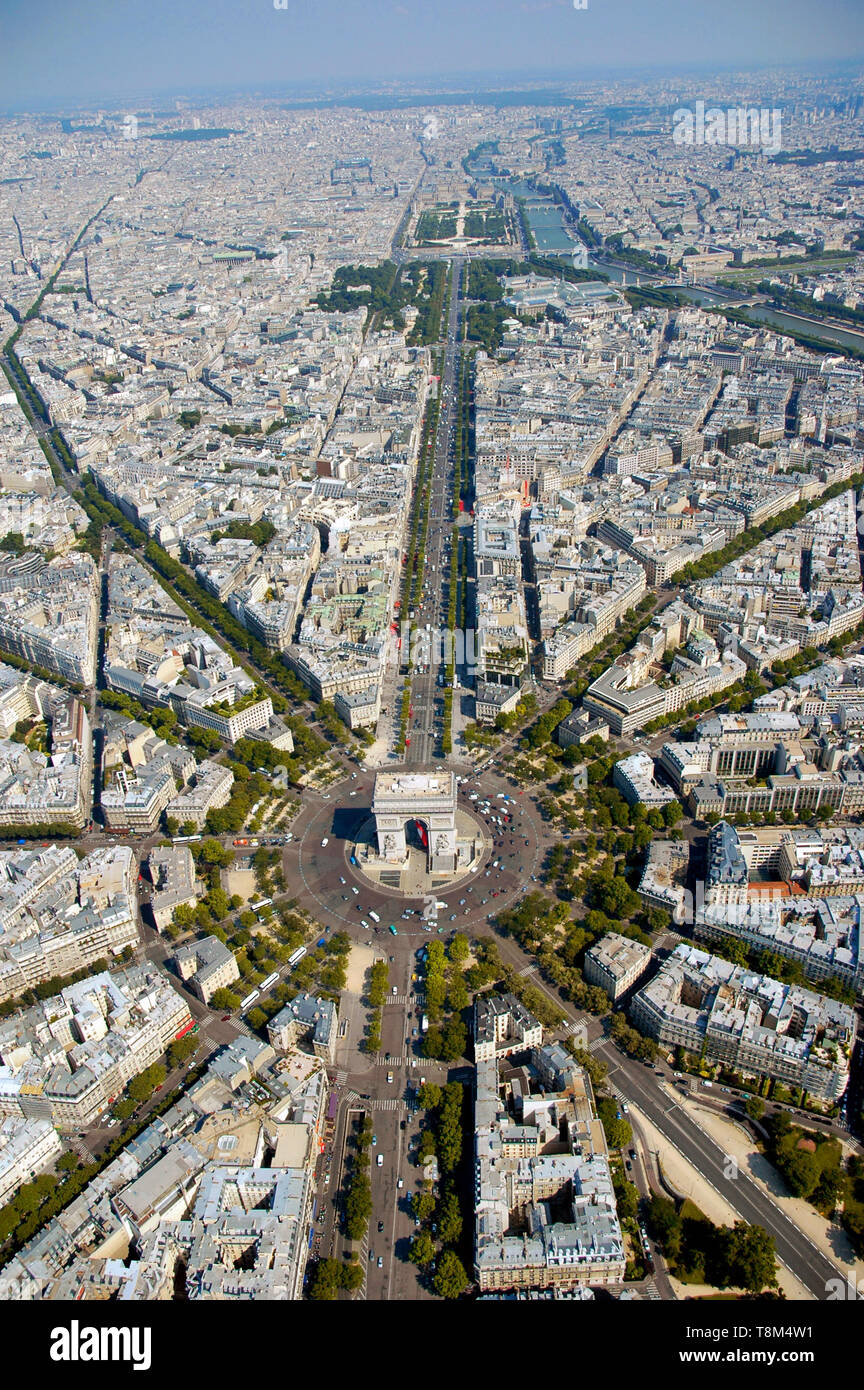 France, Paris (75), Place de l'Etoile et l'Arc de Triomphe (vue aérienne) Banque D'Images