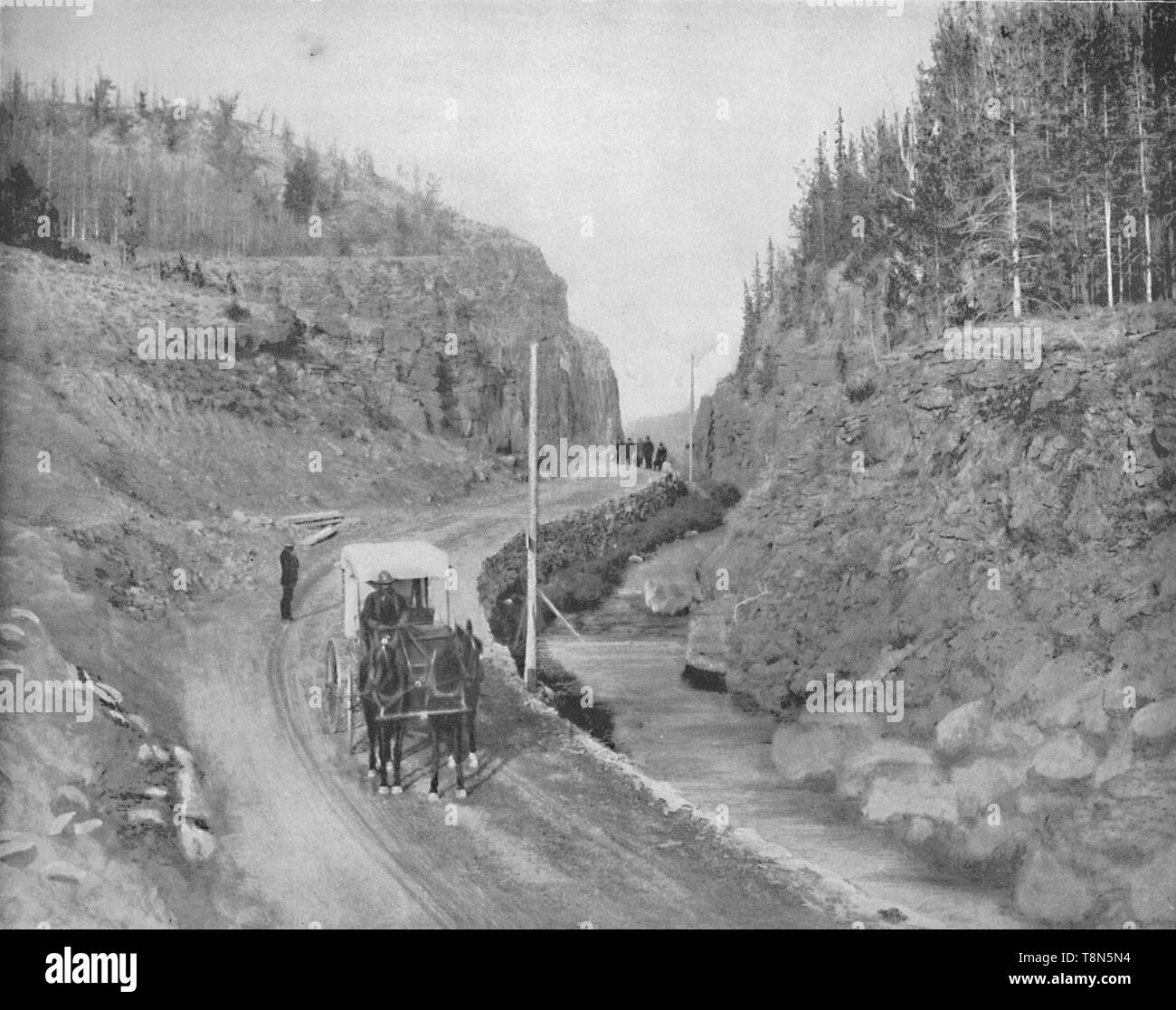 'Entrée de l'établissement Yellowstone Park', c1897. Créateur : Inconnu. Banque D'Images