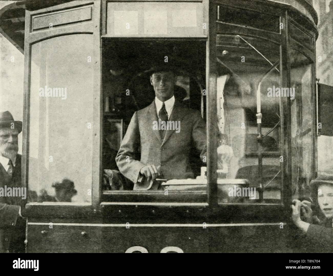 Sa Majesté "conducteurs de tram dans les rues de Glasgow ..., 1924', 1937. Créateur : Inconnu. Banque D'Images