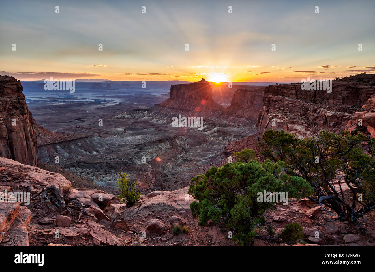 Coucher du soleil dans le Parc National de Canyonlands, Island in the Sky , Moab, Utah, USA, Amérique du Nord Banque D'Images