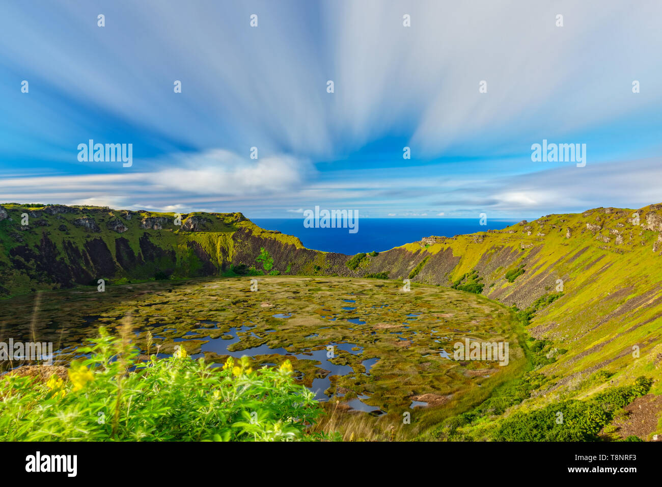 Cratère Rano Kau exposition ultra long à Rapa Nui Banque D'Images