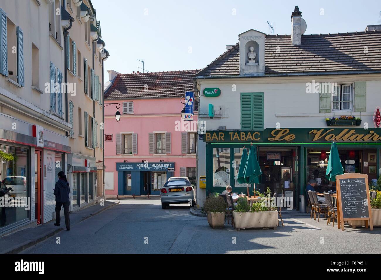 France, Hauts de Seine, Chatenay Malabry, Place Voltaire Banque D'Images