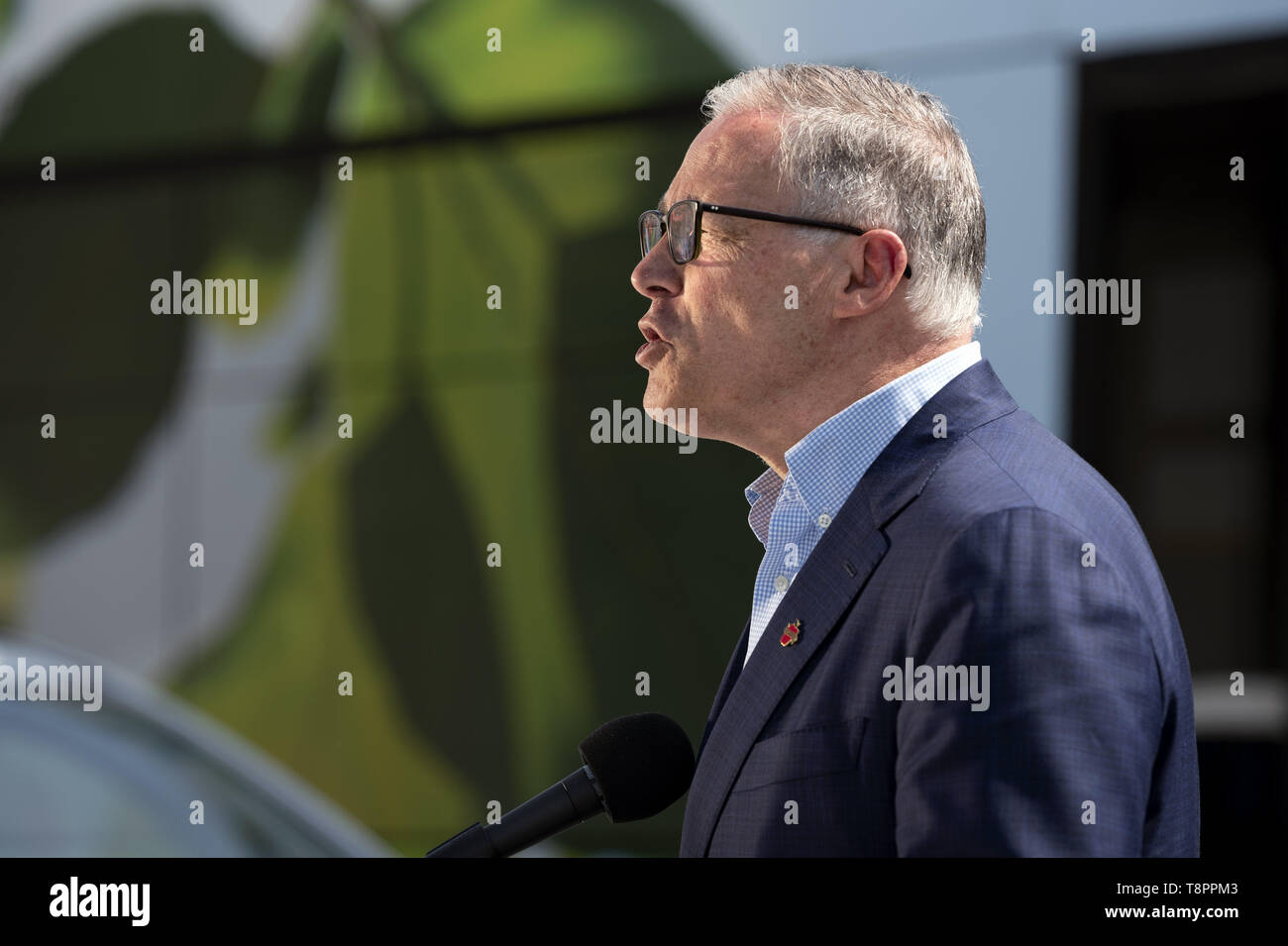 Los Angeles, CA, USA. 3 mai, 2019. Gouverneur de l'État de Washington et le candidat démocrate Jay Inslee vu parler au cours de sa mission climat Tour à Los Angeles, Californie. Ronen Crédit : Tivony SOPA/Images/ZUMA/Alamy Fil Live News Banque D'Images