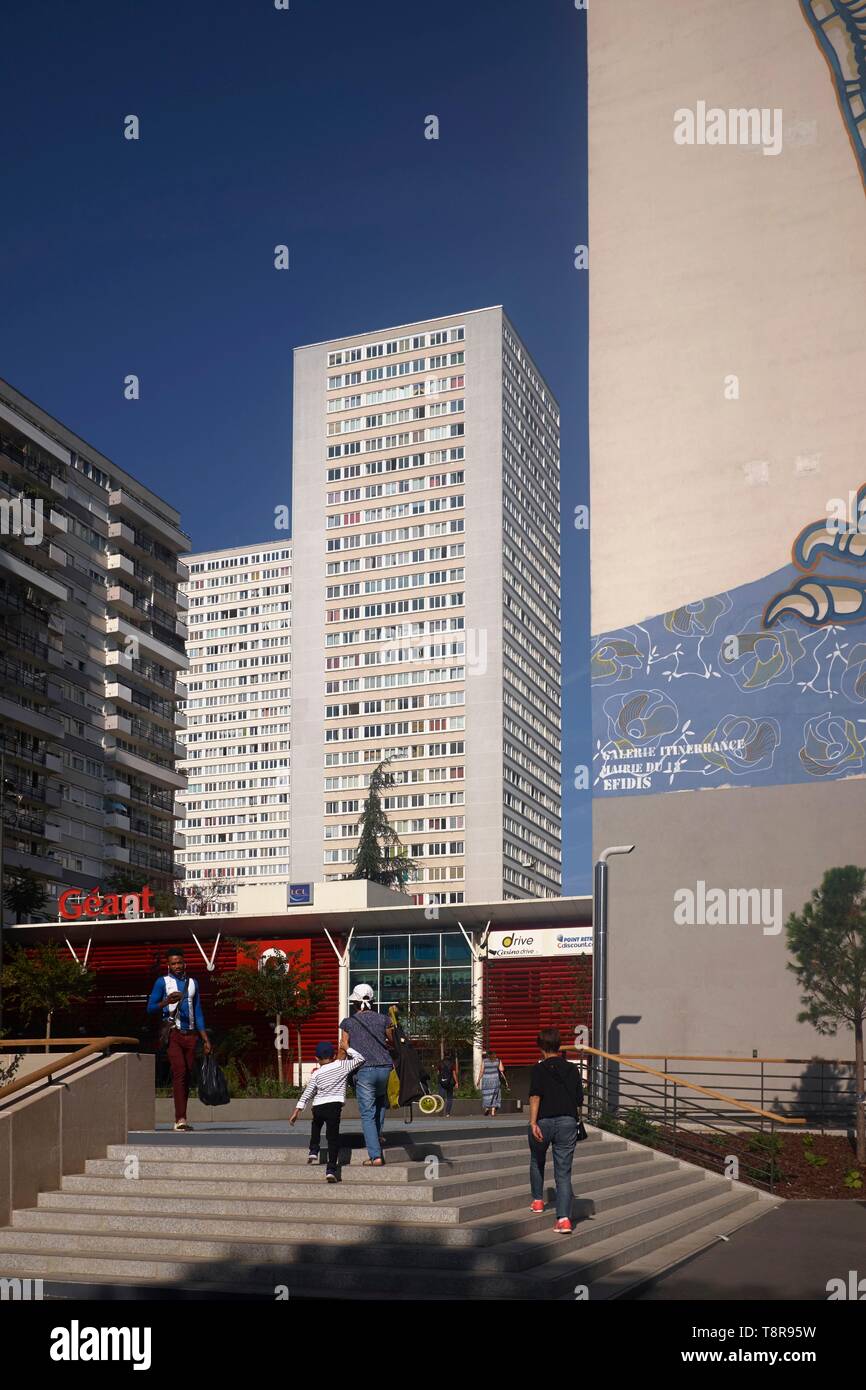 France, Paris, quartier chinois du xiiième arrondissement, la dalle Olympiade Banque D'Images