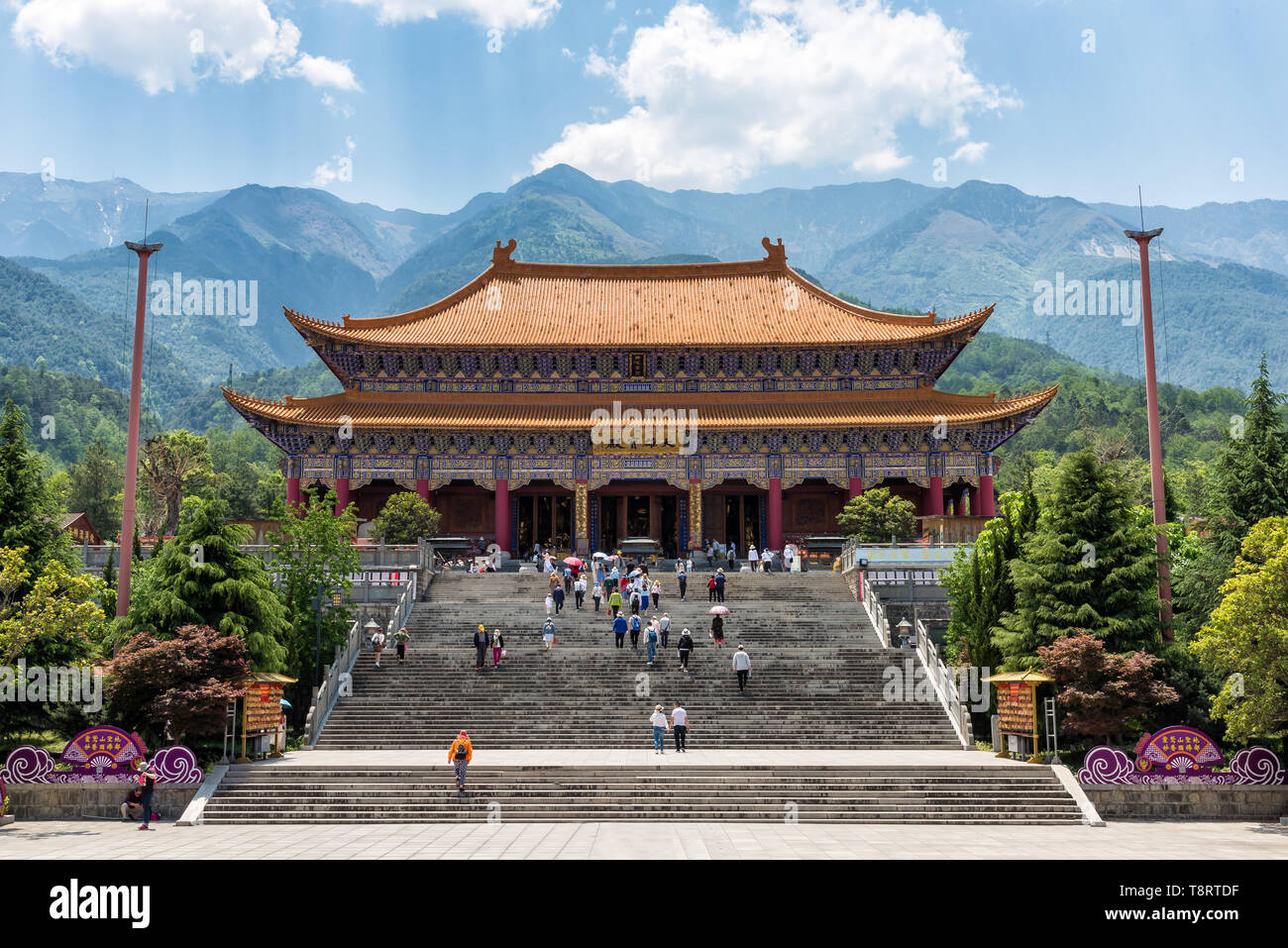 Dali, Chine - 25 Avril 2019 : Le Mahavira Hall de Chong Sheng monastère. Ce monastère bouddhiste a été une fois que le temple royal du royaume de Dali Banque D'Images