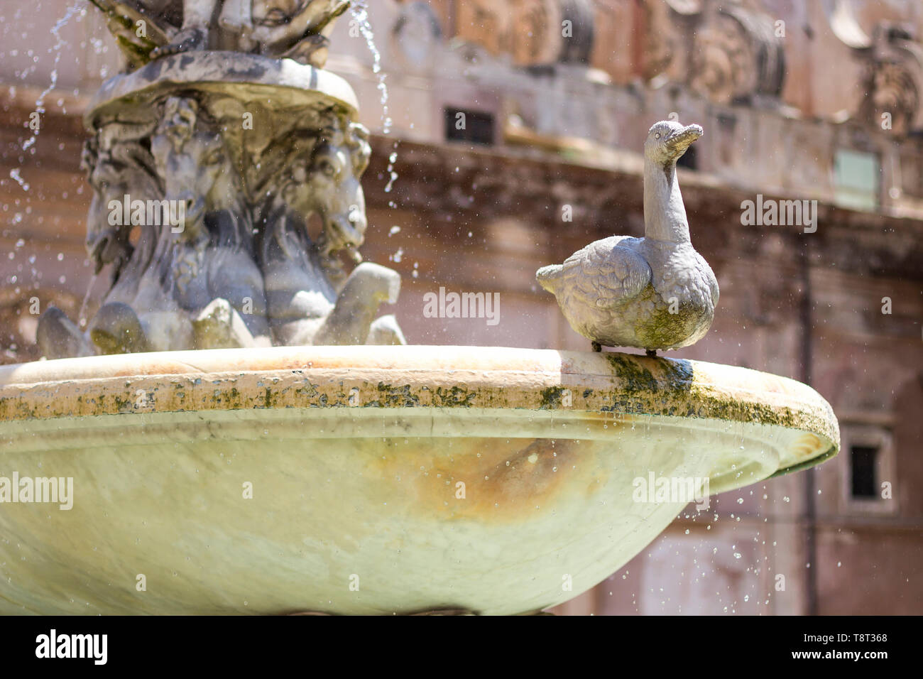 En ancienne fontaine prétorienne (Fontana Pretoria) sur la Piazza Pretoria à Palerme, Sicile, Italie Banque D'Images