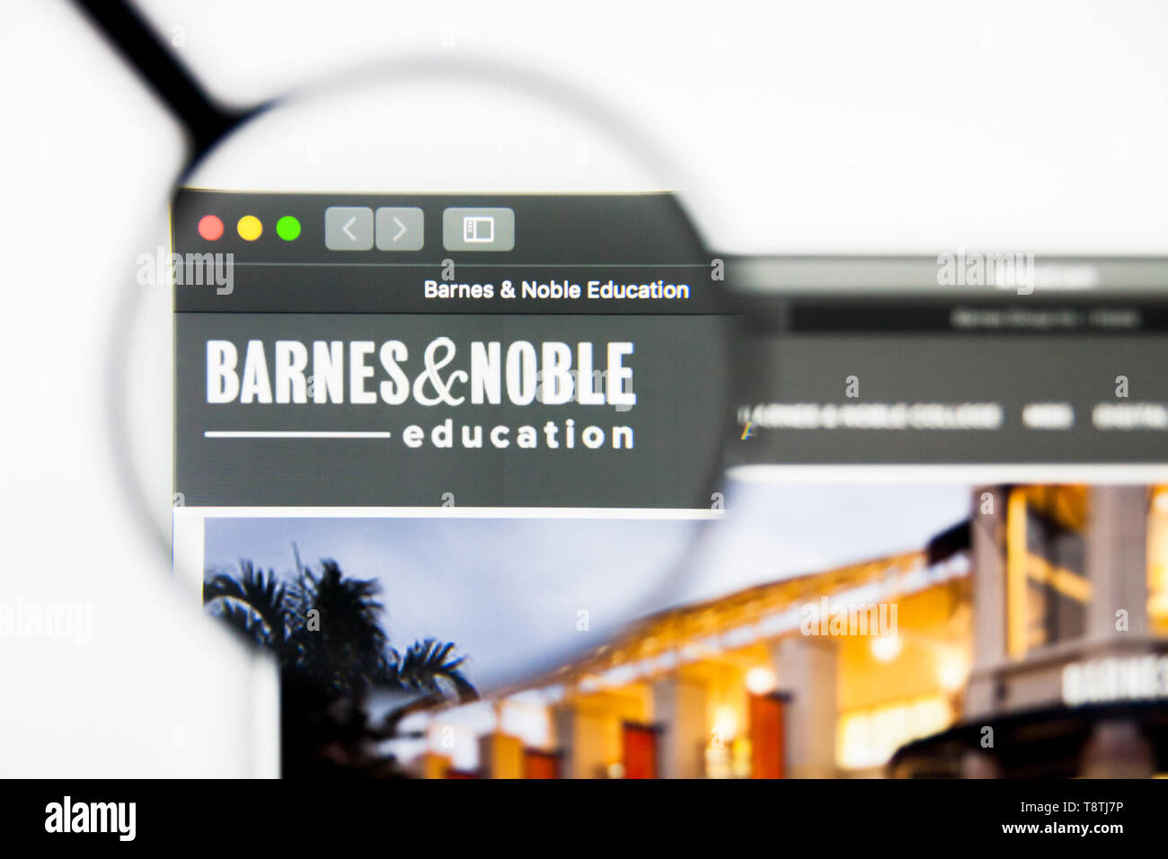 Richmond, Virginie, USA - 9 mai 2019 : Editorial de Barnes and Noble Education Inc. Page d'accueil du site. Barnes and Noble Education Inc. logo v Banque D'Images