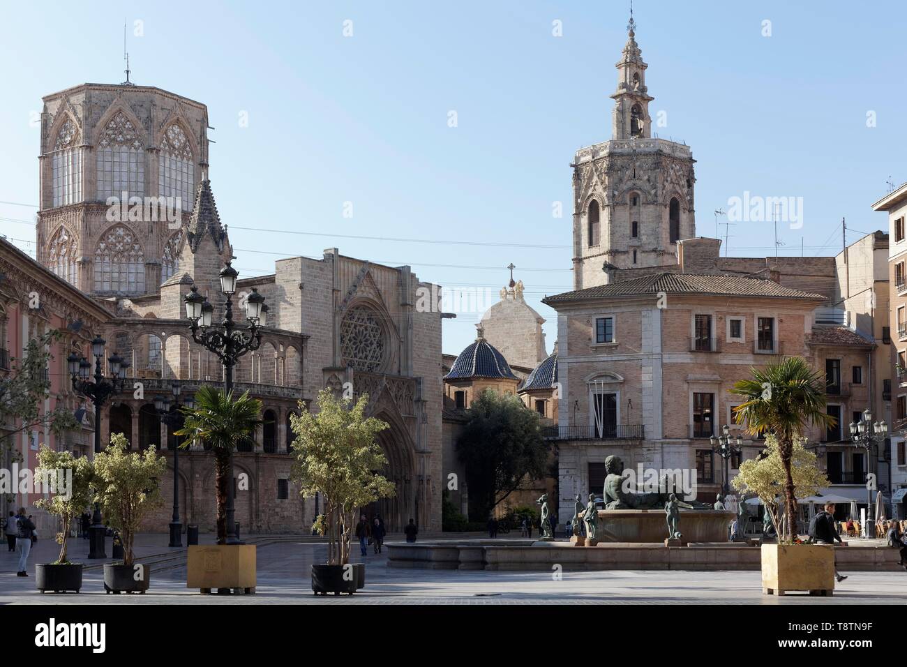 Plaza de la Mare de Deu, également la place de la Vierge et sur la cathédrale Miguelete tower, Valencia, Espagne Banque D'Images