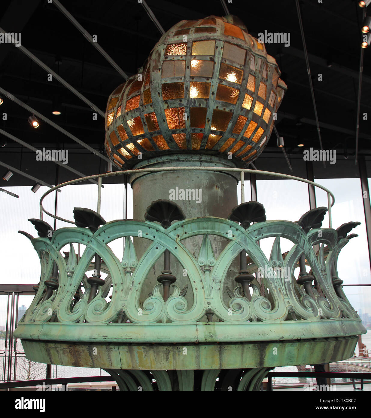 New York, USA. 14 mai, 2019. Une exposition est à l'état de la liberté Musée. Chaque année, environ 4,3 millions de personnes visitent la Statue de la liberté sur Liberty Island, une île dans le port de New York. Pour des raisons d'espace, cependant, tous les visiteurs peuvent s'asseoir dans le socle ou même dans l'état. Le Jeudi, 16.05.2019 un seul musée ouvrira à côté de la statue pour la première fois. (Dpa-KORR ''Lady Liberty" est un nouveau musée') Credit : Christina Horsten/dpa/Alamy Live News Banque D'Images