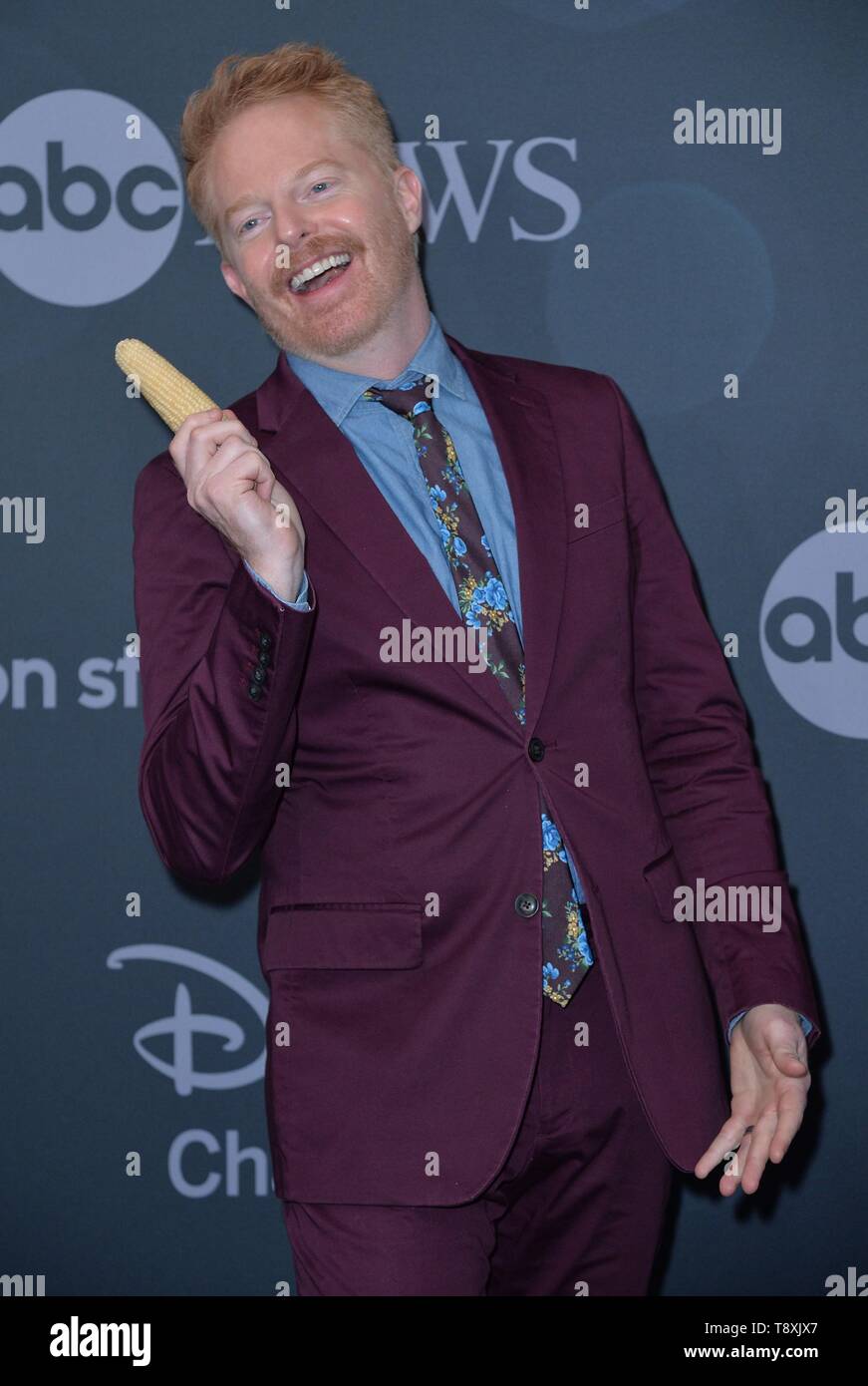 New York, NY, USA. 14 mai, 2019. Jesse Tyler Ferguson devant le hall des arrivées pour ABC Network Upfronts 2019, Tavern on the Green, Central Park West, New York, NY 14 mai 2019. Credit : Kristin Callahan/Everett Collection/Alamy Live News Banque D'Images