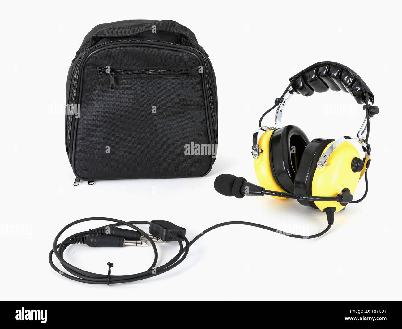 Casque jaune pilote. Casque pour pilotes. Casque pour les pilotes de l'aviation. Banque D'Images