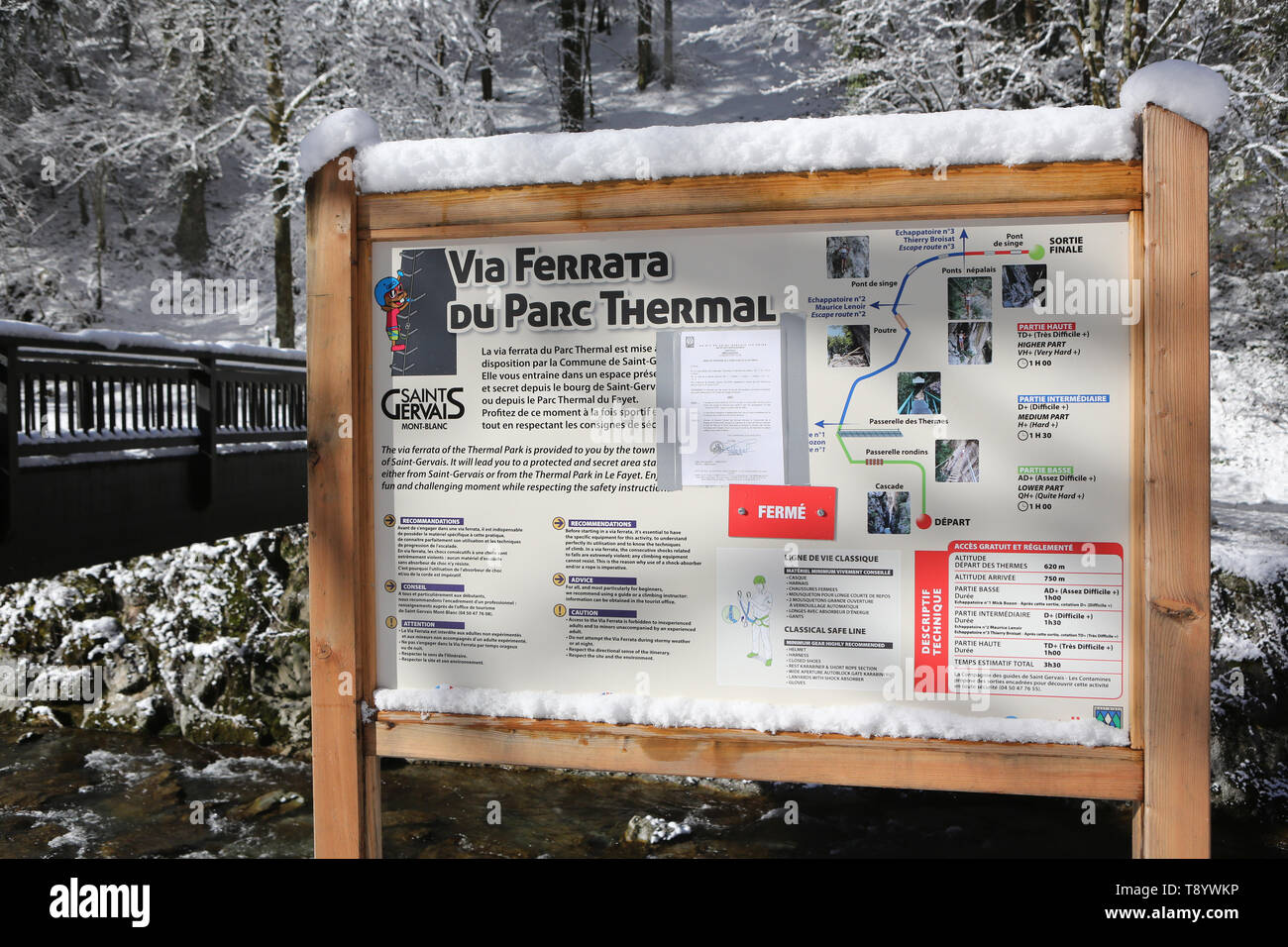 Via Ferrata. Parc thermal de Saint-Gervais-les Bains/Le Fayet. / Via Ferrata. Parc thermal de Saint Gervais-les-Bains / Le Fayet. Haute-Savoie. La France. Banque D'Images