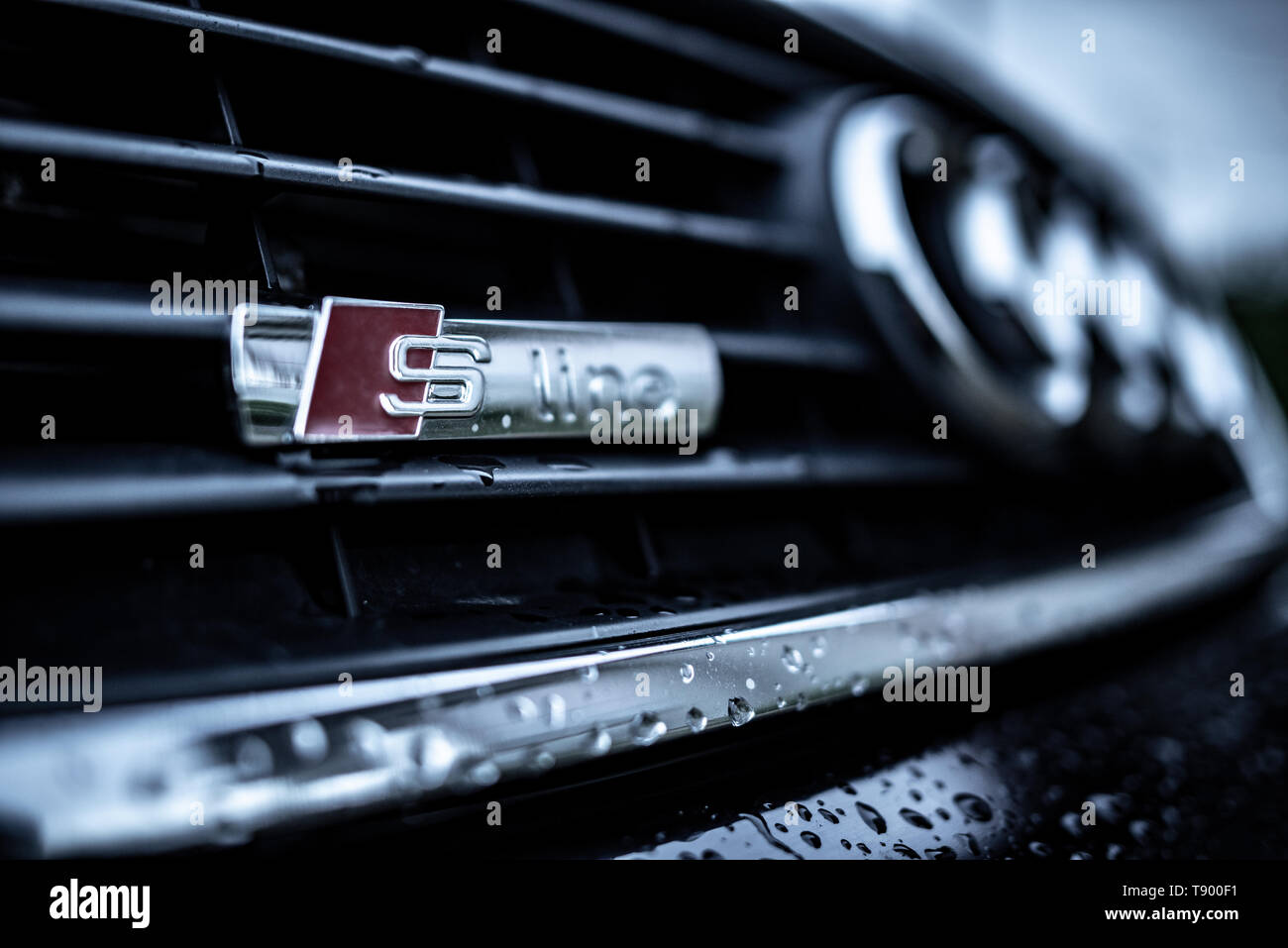 Emblème de voiture Audi SLine Photo Stock Alamy