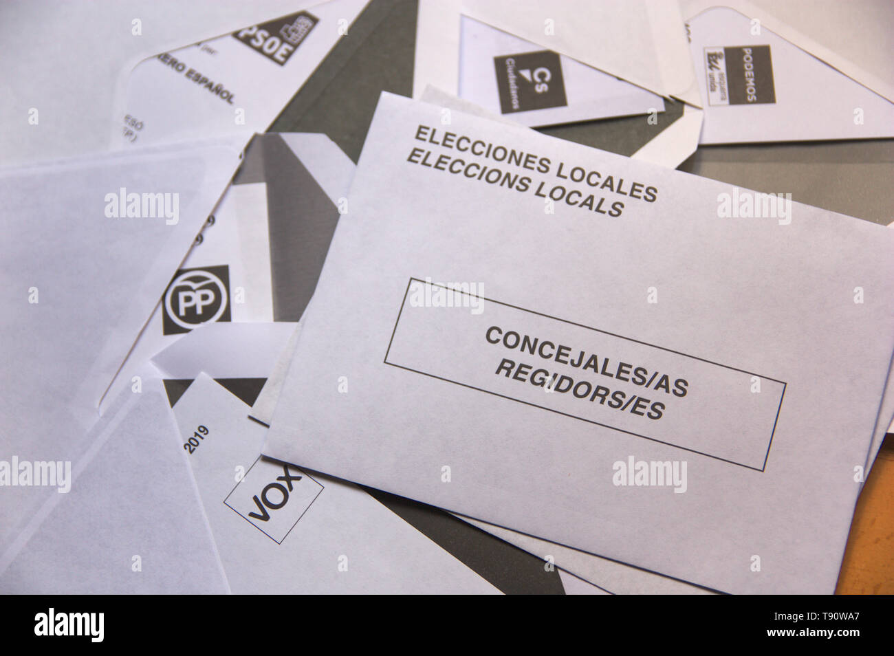 Mai, 2019. L'Espagne. Les enveloppes électorales pour l'élection des conseillers municipaux dans les municipalités espagnoles Banque D'Images