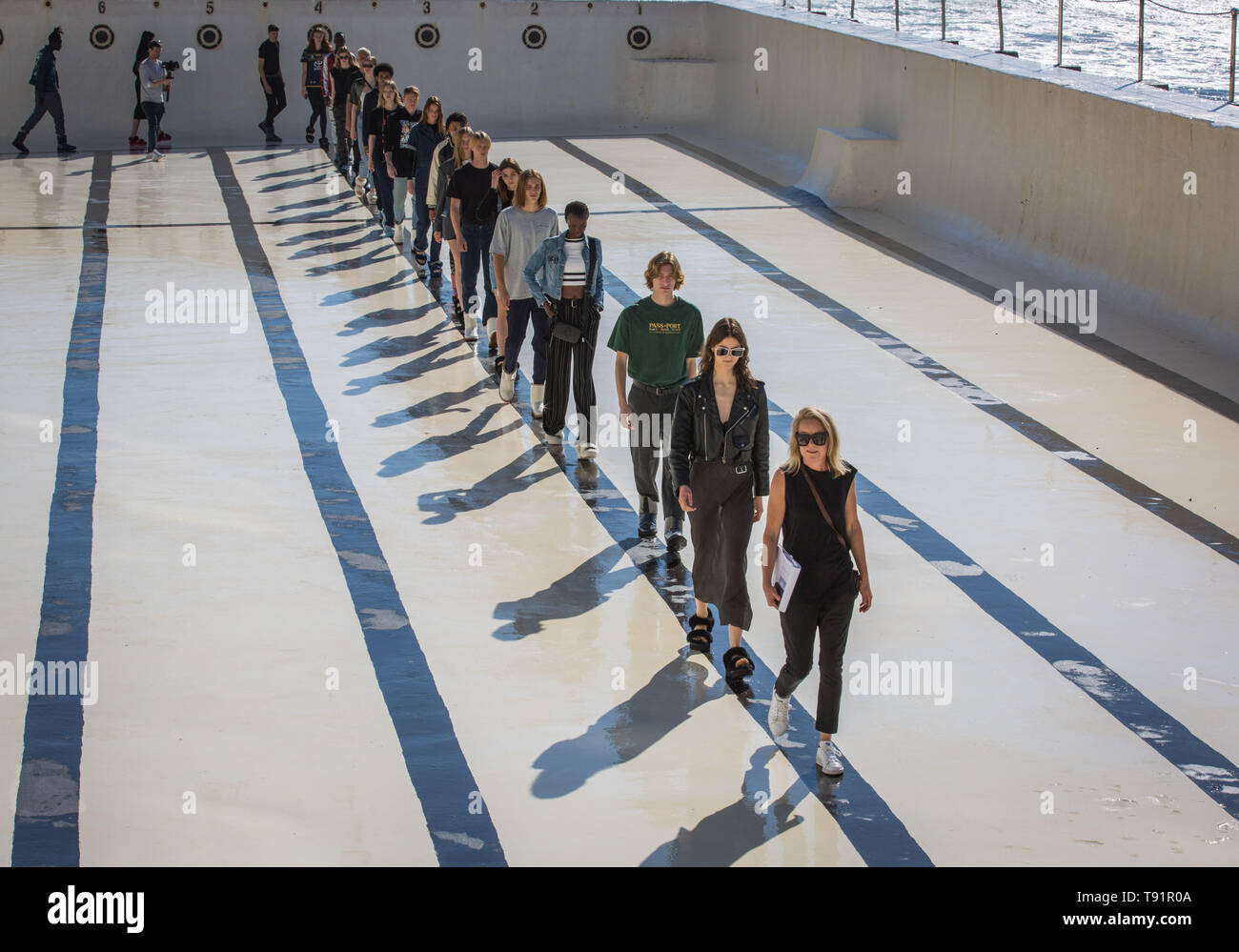 Sydney, Australie. 16 mai, 2019. Répéter les modèles avant la dix morceaux montrer lors de la Mercedes-Benz Fashion Week en Australie à Sydney, Australie, le 16 mai 2019. La Mercedes-Benz Fashion Week l'Australie est tenue ici, du 12 mai au 17. Credit : Zhu Jingyun Business/Xinhua/Alamy Live News Banque D'Images