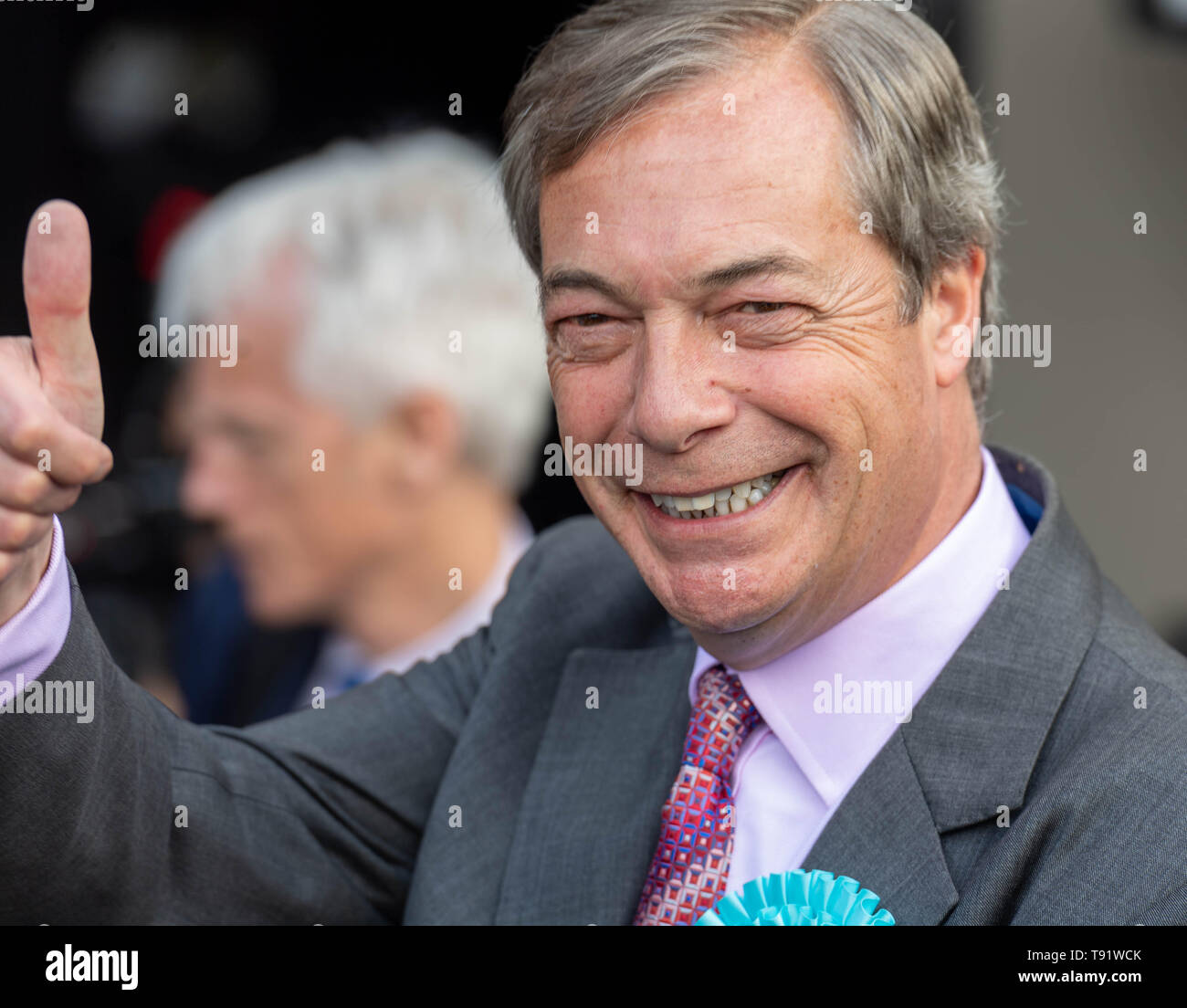 Brentwood, Essex, Royaume-Uni. 16 mai 2019. 16 mai 2019 Nigel Farage du Brexit parti parle à un meeting électoral de l'Euro à la Cabane à sucre TOWIE, Brentwood, Essex, Royaume-Uni. 16 mai 2019. Crédit : Ian Davidson/Alamy Live News Banque D'Images