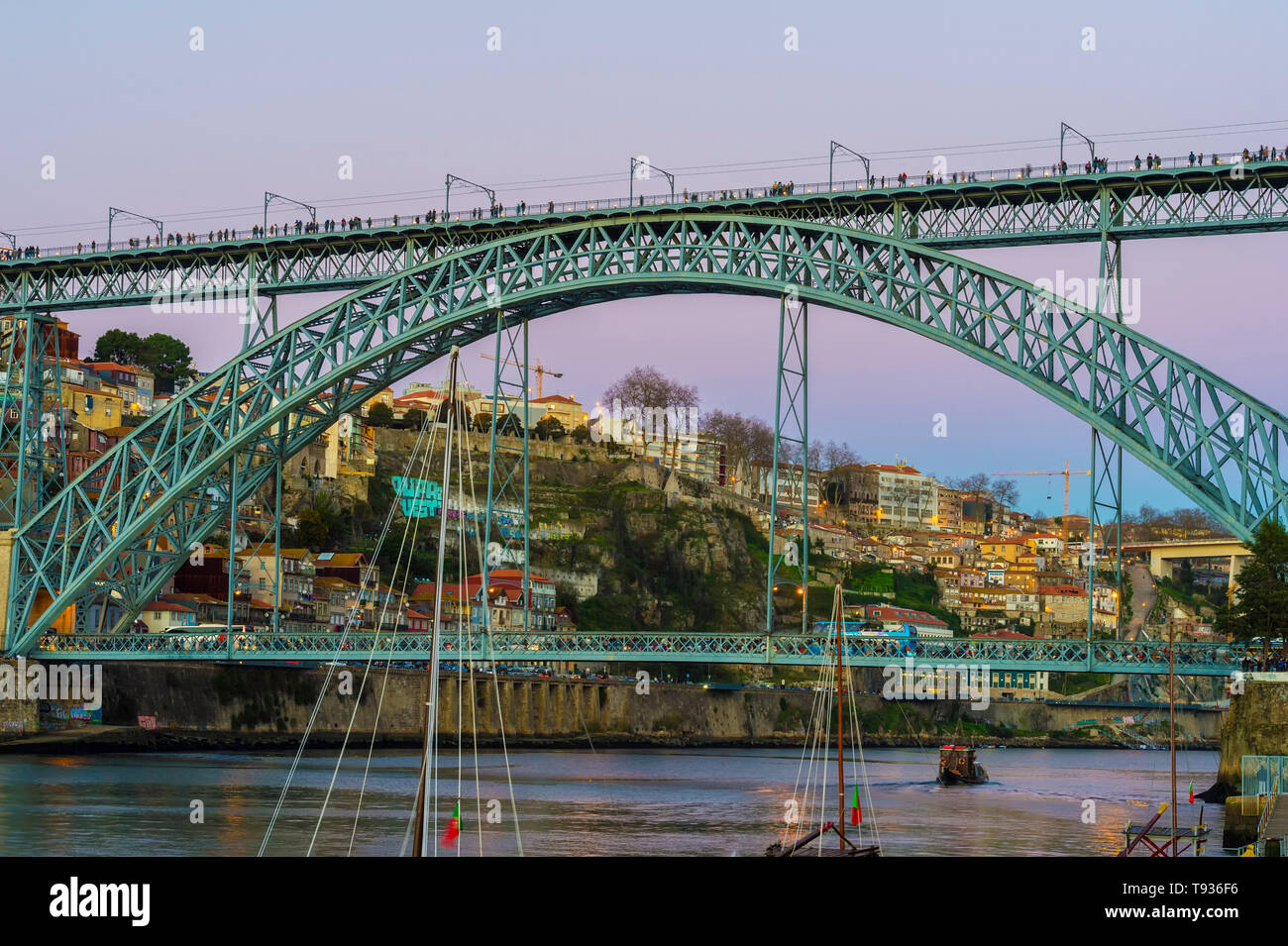 Ponte Dom Luis I Bridge, site du patrimoine mondial de l'Unesco, Porto, Portugal Banque D'Images