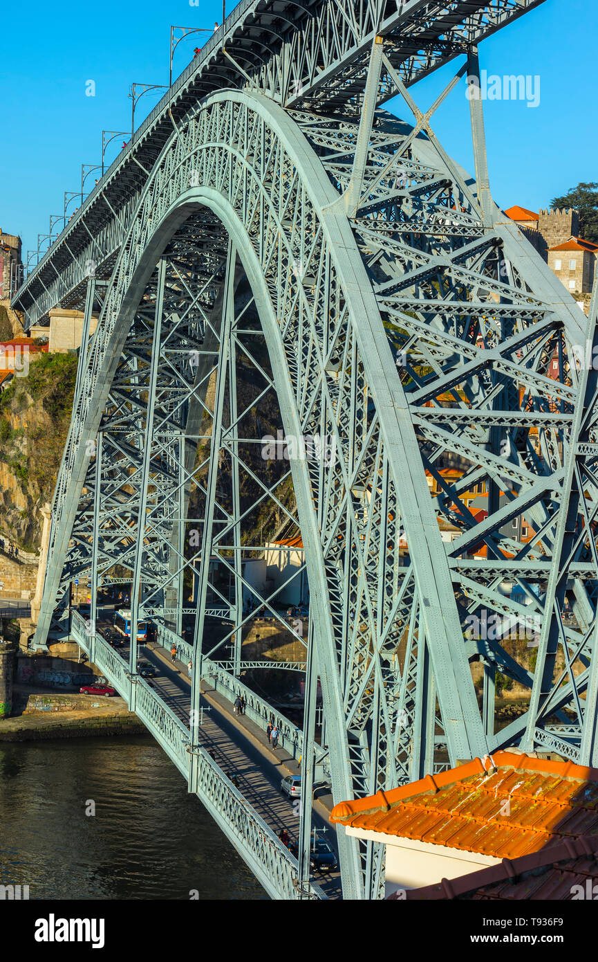 Ponte Dom Luis I Bridge, site du patrimoine mondial de l'Unesco, Porto, Portugal Banque D'Images