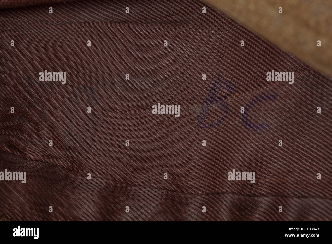 Un chiffchen» «la fatigue pour les membres de l'Ordensburgen laine de couleur olive, BeVo-tissé partie aigle sur un triangle marron, boutons, parti cap brun foncé. Peu de signes d'utilisation., historique, historique du 20e siècle, Additional-Rights Clearance-Info-Not-Available- Banque D'Images