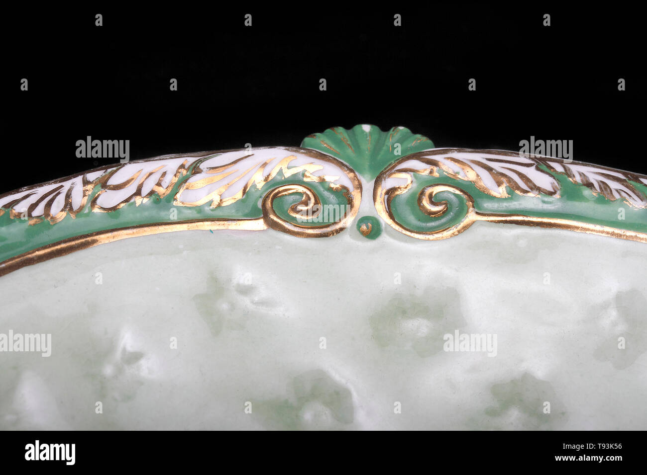 Wedgewood peint à la main peint main dish Nom : Wedgewood lave Date : Event : adresse/lieu : Stoke-on-Trent Josiah Wedgwood and Sons, communément connue sous un Banque D'Images