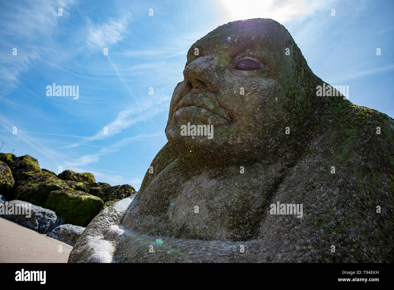 Cleveleys, Lancashire. 13 mai 2019. Pierre Ogre sur la plage de Cleveleys. Banque D'Images