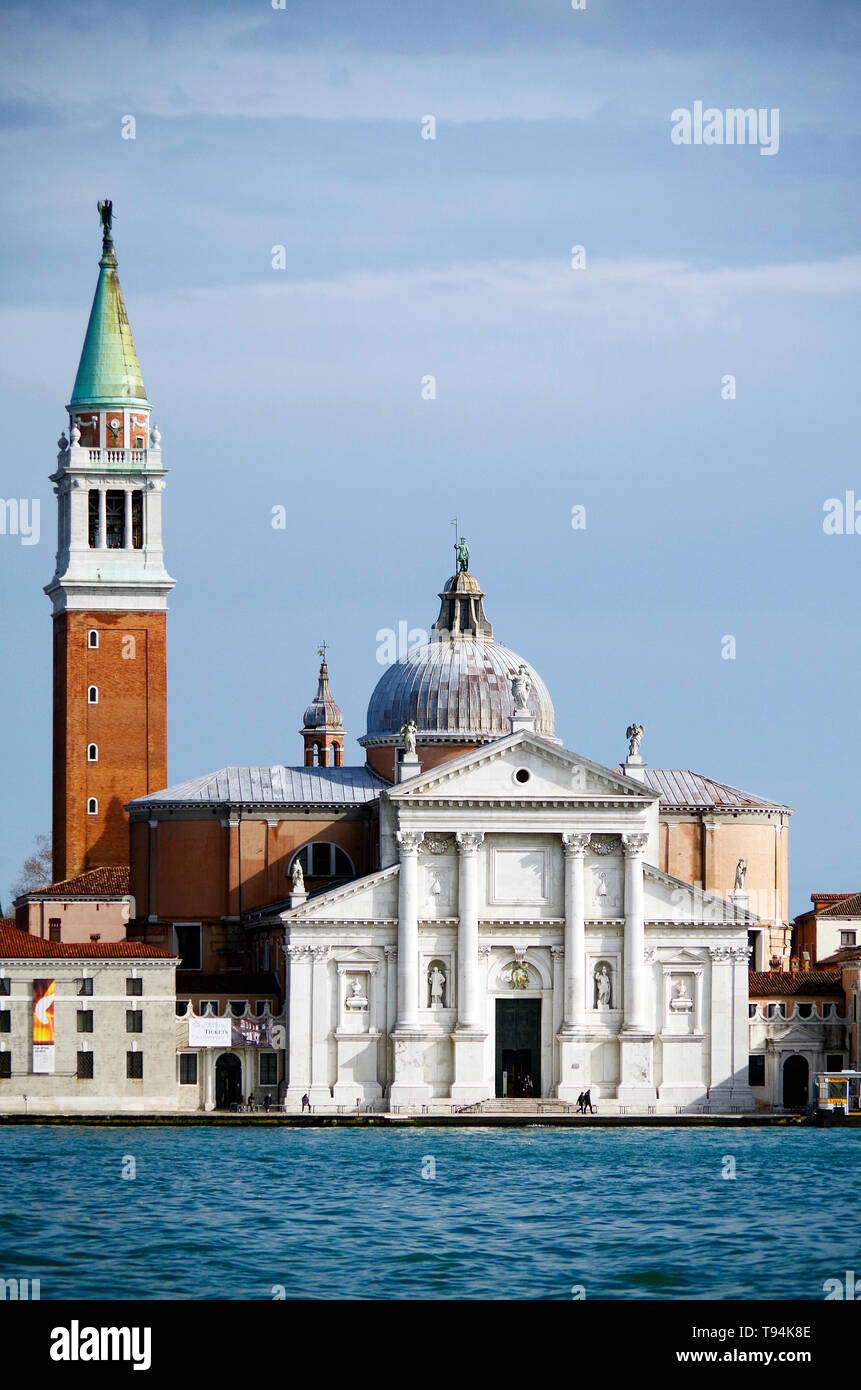Église de San Giorgio Maggiore, à Venise, situé sur sa propre île, dans la région de Bacino San Marco, face à la Piazza San Marco, l'architecte Andrea Palladio, Banque D'Images