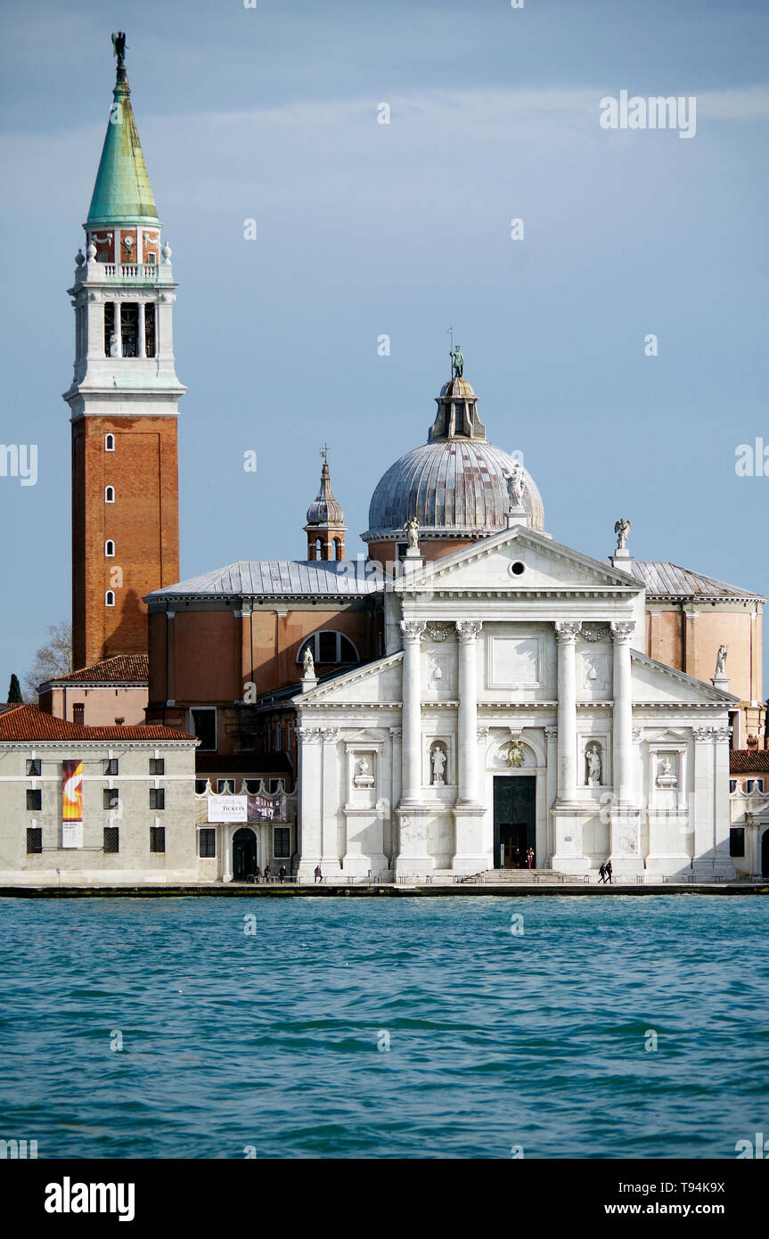 Église de San Giorgio Maggiore, à Venise, situé sur sa propre île, dans la région de Bacino San Marco, face à la Piazza San Marco, l'architecte Andrea Palladio, Banque D'Images