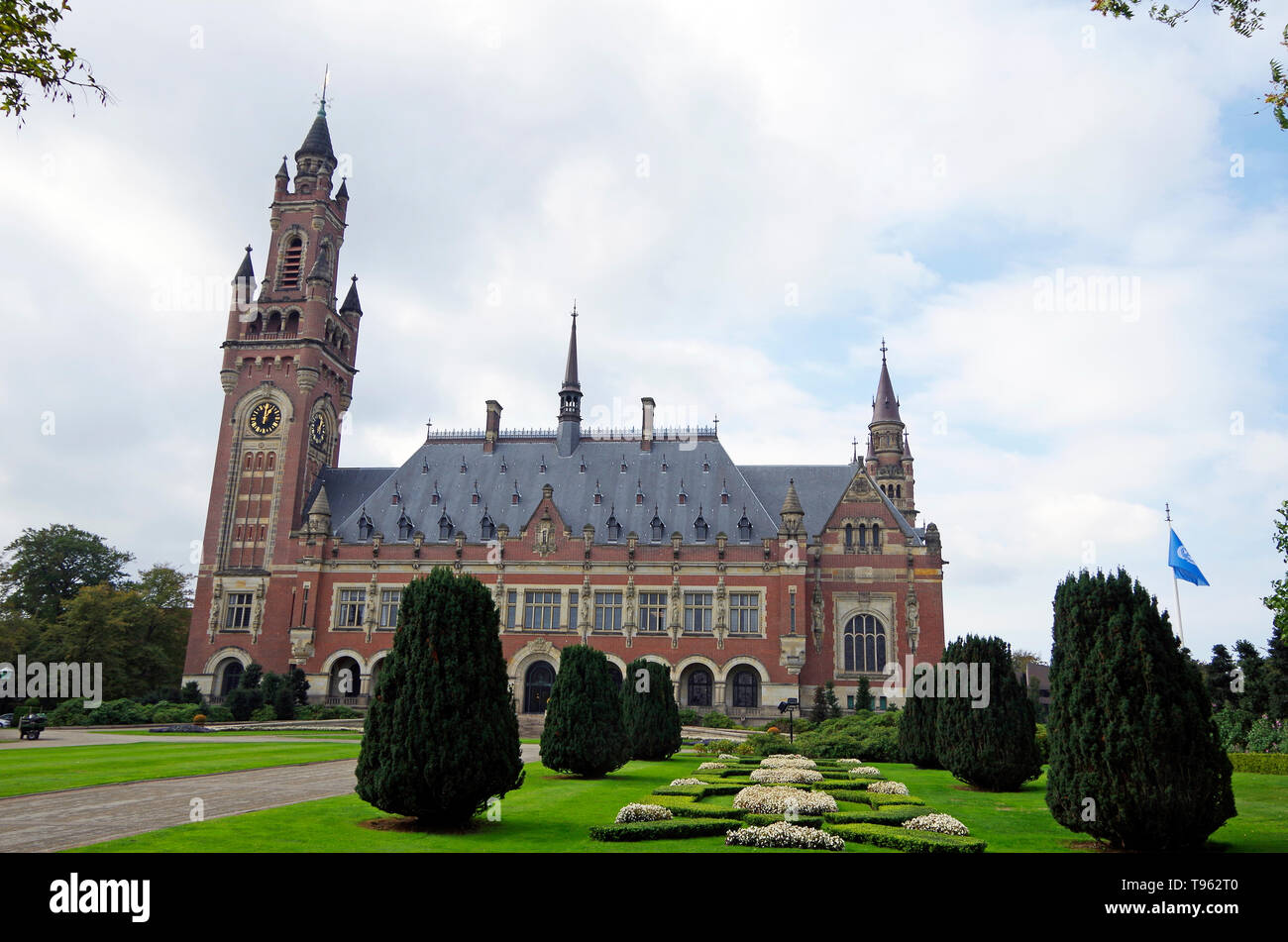 Le Palais de la Paix à La Haye (Pays-Bas), accueil de la Cour internationale de Justice, principal organe judiciaire des Nations Unies Banque D'Images