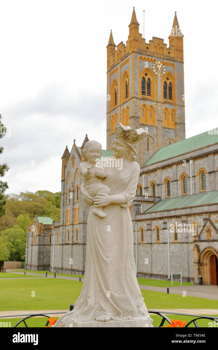 Vue extérieure de l'abbaye de Buckfast en Devon, England, UK Banque D'Images