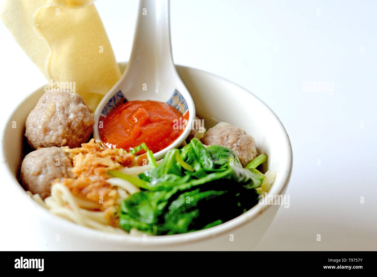 Indonesian Food Meat Ball Balle de boeuf Soupe Baso Bakso Poulet et nouilles Mie Ayam Banque D'Images