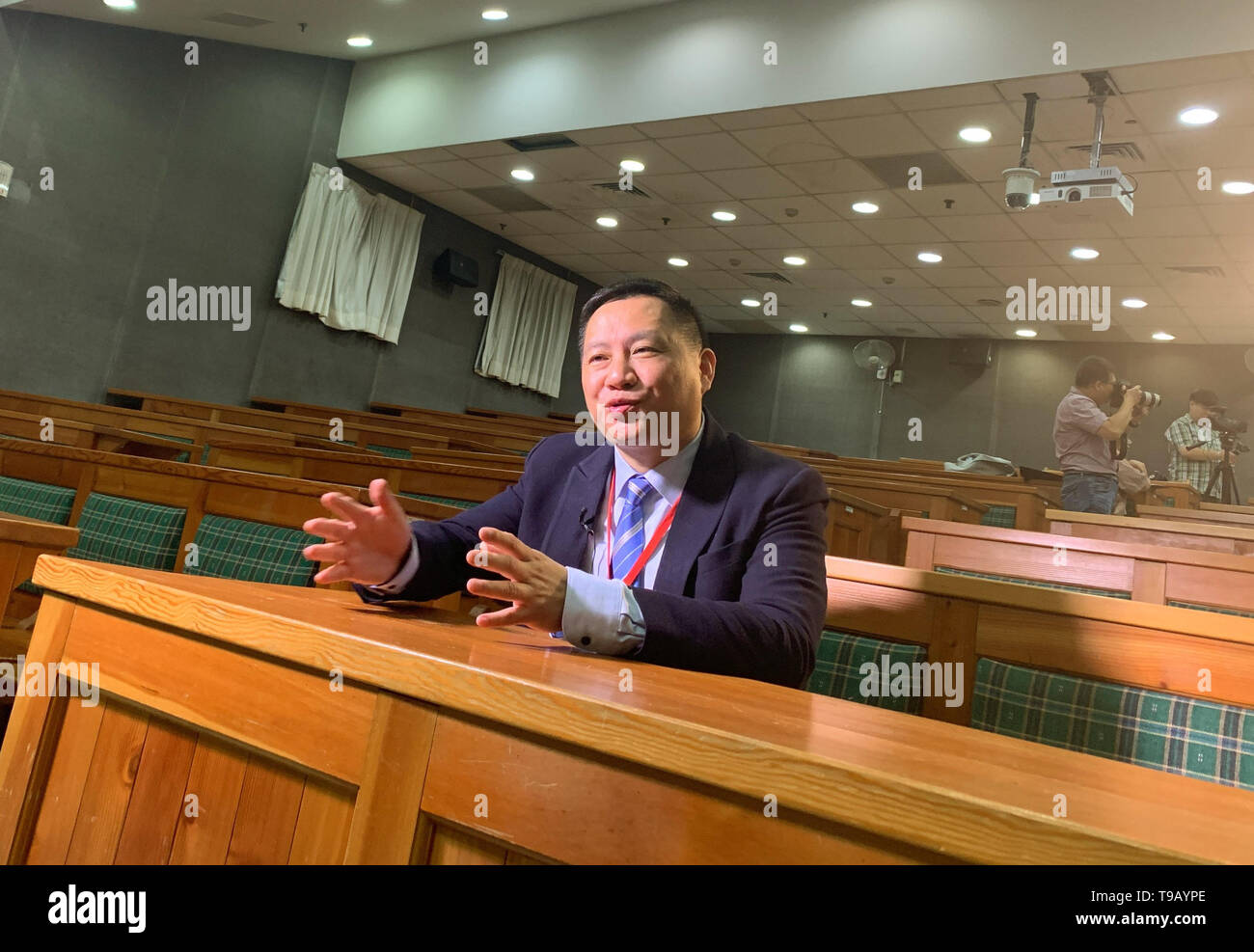 Taipeh, Taiwan. 18 mai, 2019. Wang Dan, ancien dirigeant étudiant du mouvement de protestation qui a de la Place Tian'anmen massacre. Lors d'une conférence à Taipei le samedi, d'anciens leaders étudiants, militants des droits civils, des politiciens et des chercheurs de Hong Kong, Taiwan et les Etats-Unis ont également appelé à une réévaluation honnête de la sombre chapitre de l'histoire chinoise (zu dpa : '30 ans après le massacre de Tian'anmen : Avertissement de menace de la Chine"). Crédit : Andreas Landwehr/dpa/Alamy Live News Banque D'Images