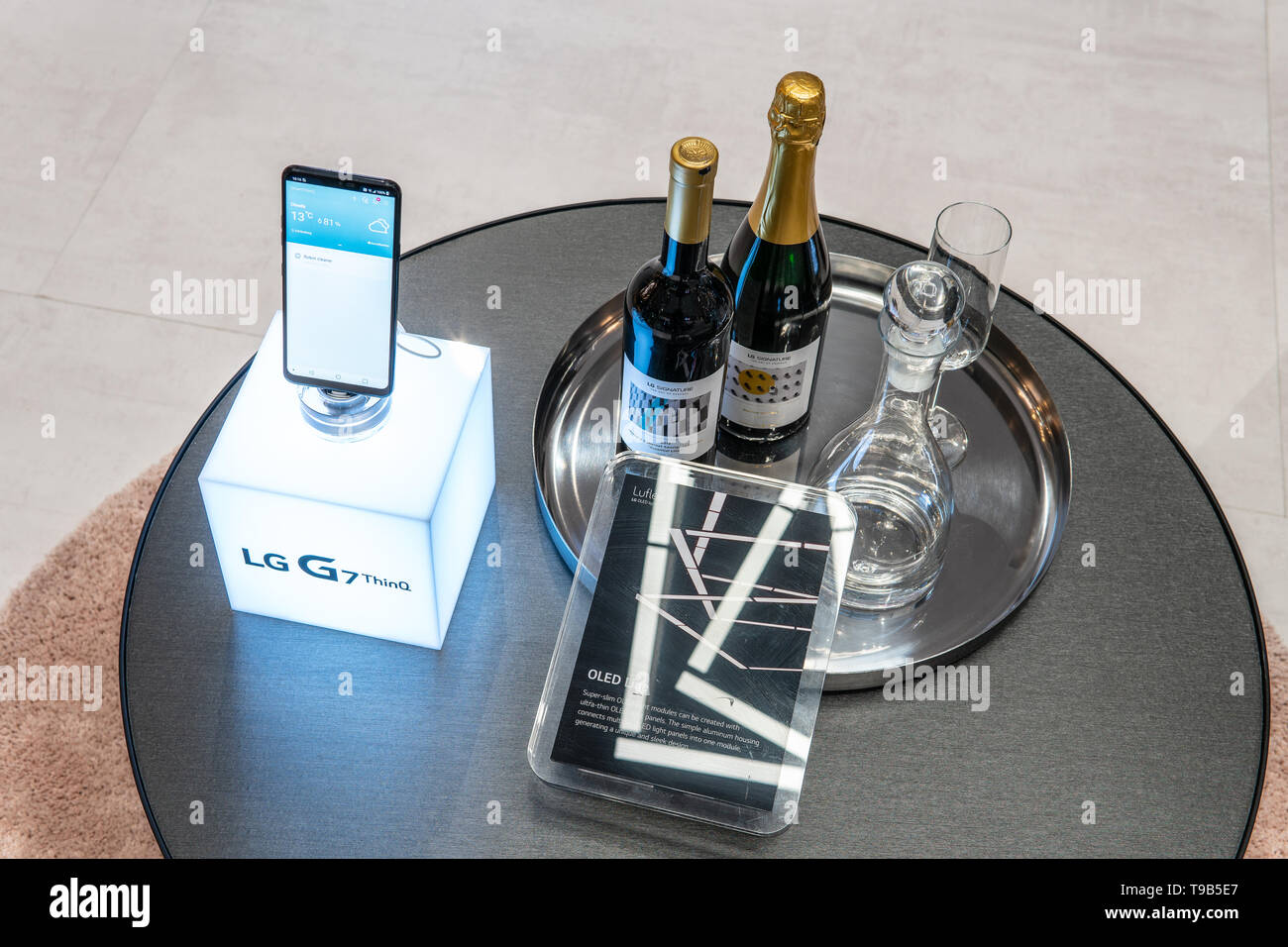 Téléphone intelligent LG exposé sur 2018, avec Android au pavillon d'exposition LG, stand au salon international des innovations IFA 2018 Banque D'Images