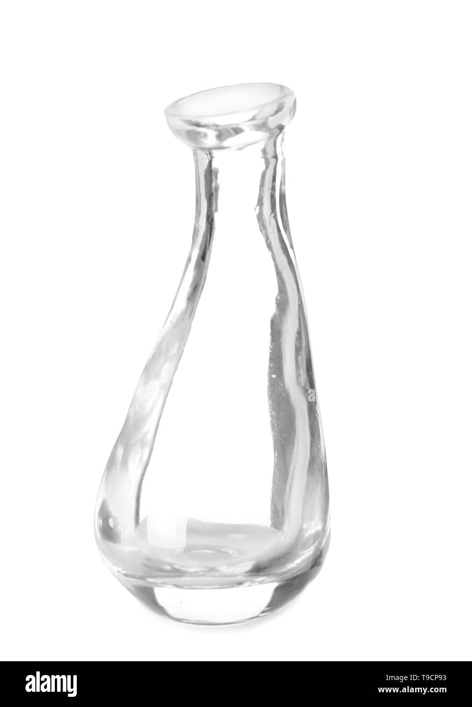 Beau vase en verre sur fond blanc Banque D'Images