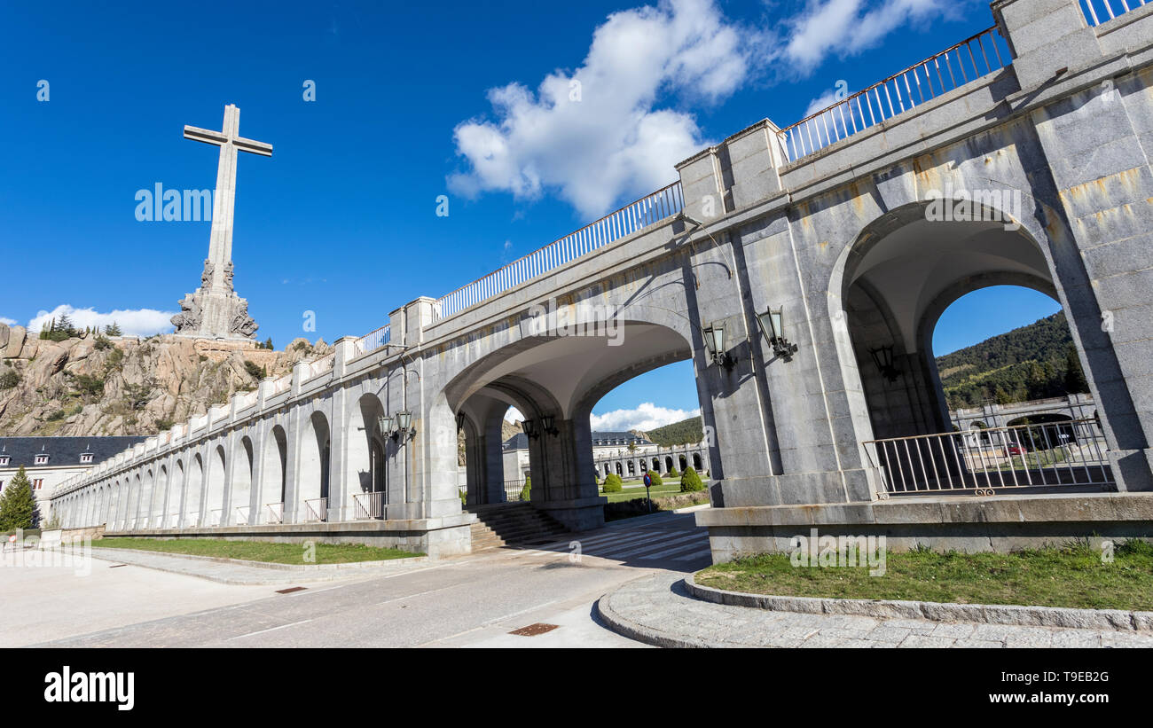 L'Abbaye de Sainte Croix de la vallée de l'falen Banque D'Images