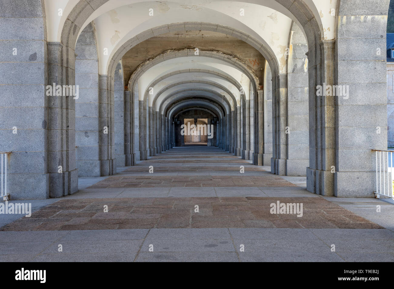 L'Abbaye de Sainte Croix de la vallée de l'falen Banque D'Images