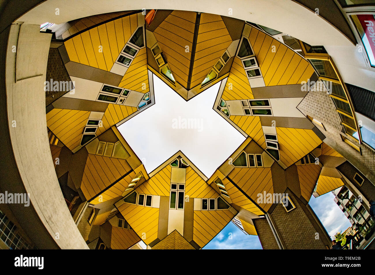 Maisons Cube Rotterdam - Piet Blom architecte - architecture moderne - Photographie - résumé résumé photo - Tourisme tourisme néerlandais aux Pays-Bas Banque D'Images
