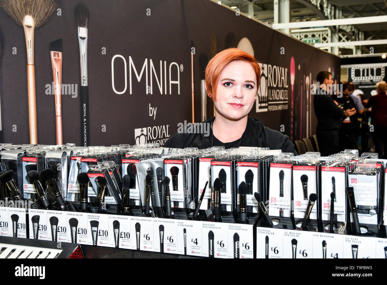 Londres, Royaume-Uni. 18 mai, 2019. Des exposants et des maquilleurs du monde entier à l'IMATS démo le 18 mai 2019, Londres, Royaume-Uni. Credit Photo : Alamy/Capital Live News Banque D'Images