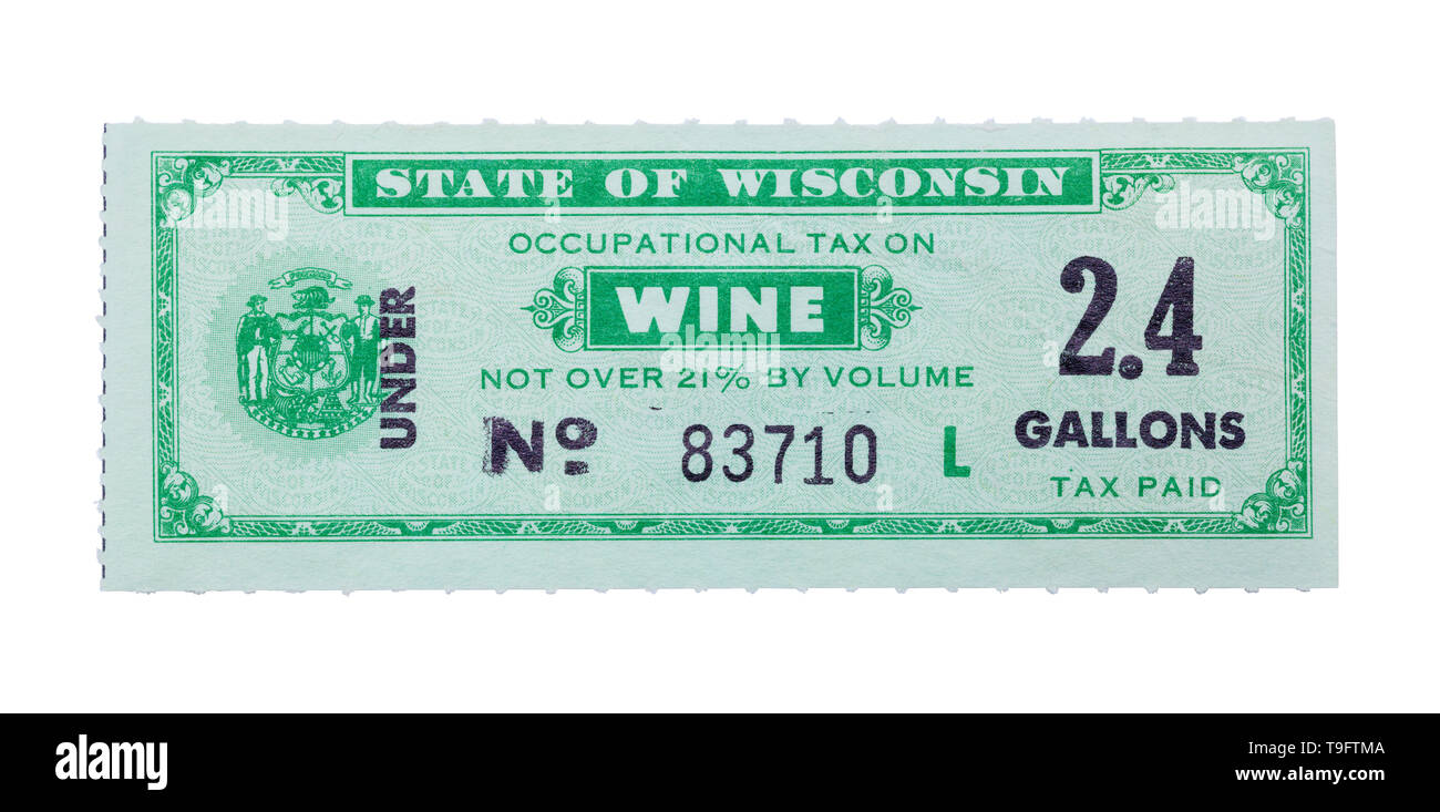 Vieux vin timbre-taxe isolé sur fond blanc. Banque D'Images