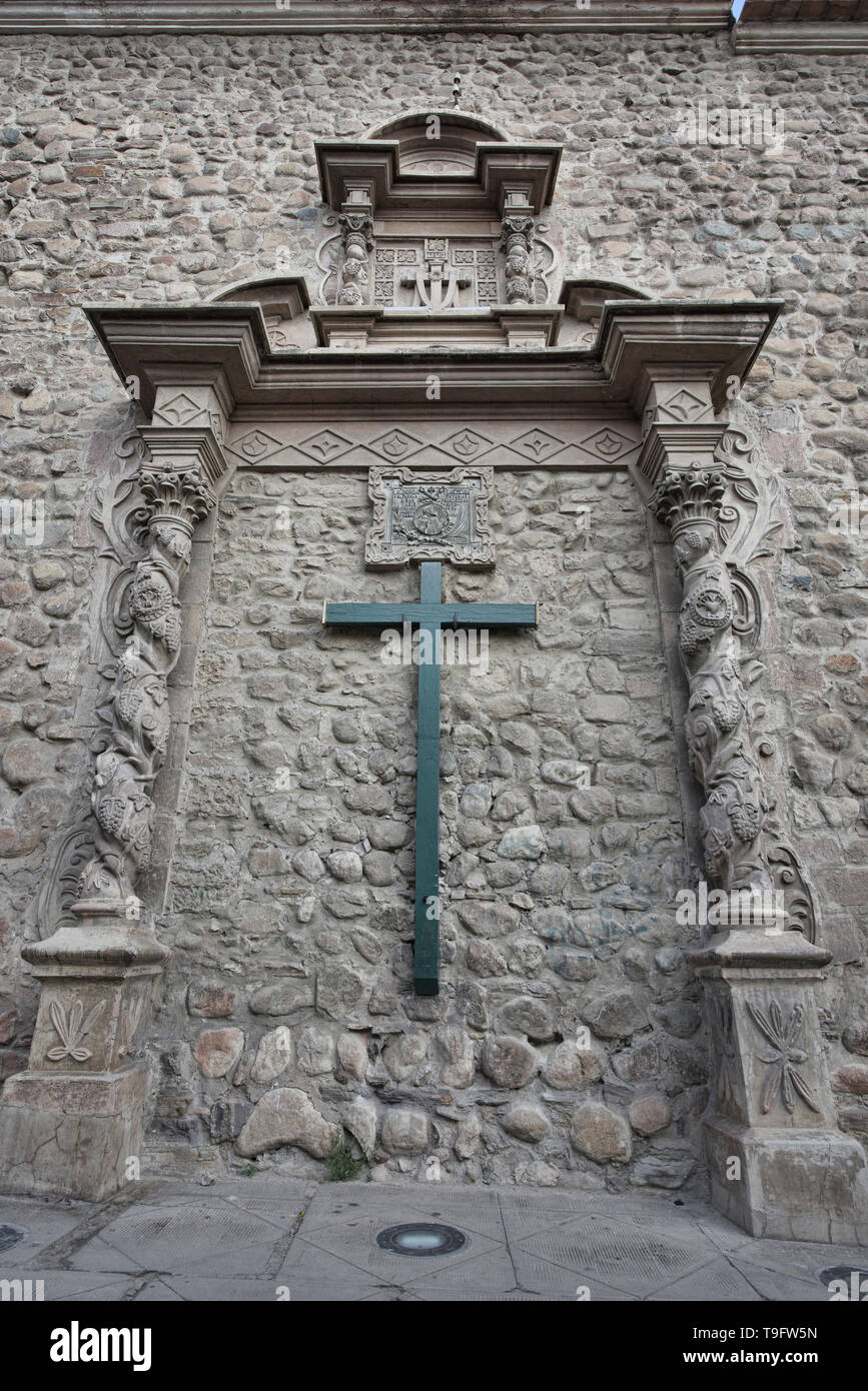 Traverser l'extérieur de l'Église et couvent de San Francisco, Potosí, Bolivie Banque D'Images