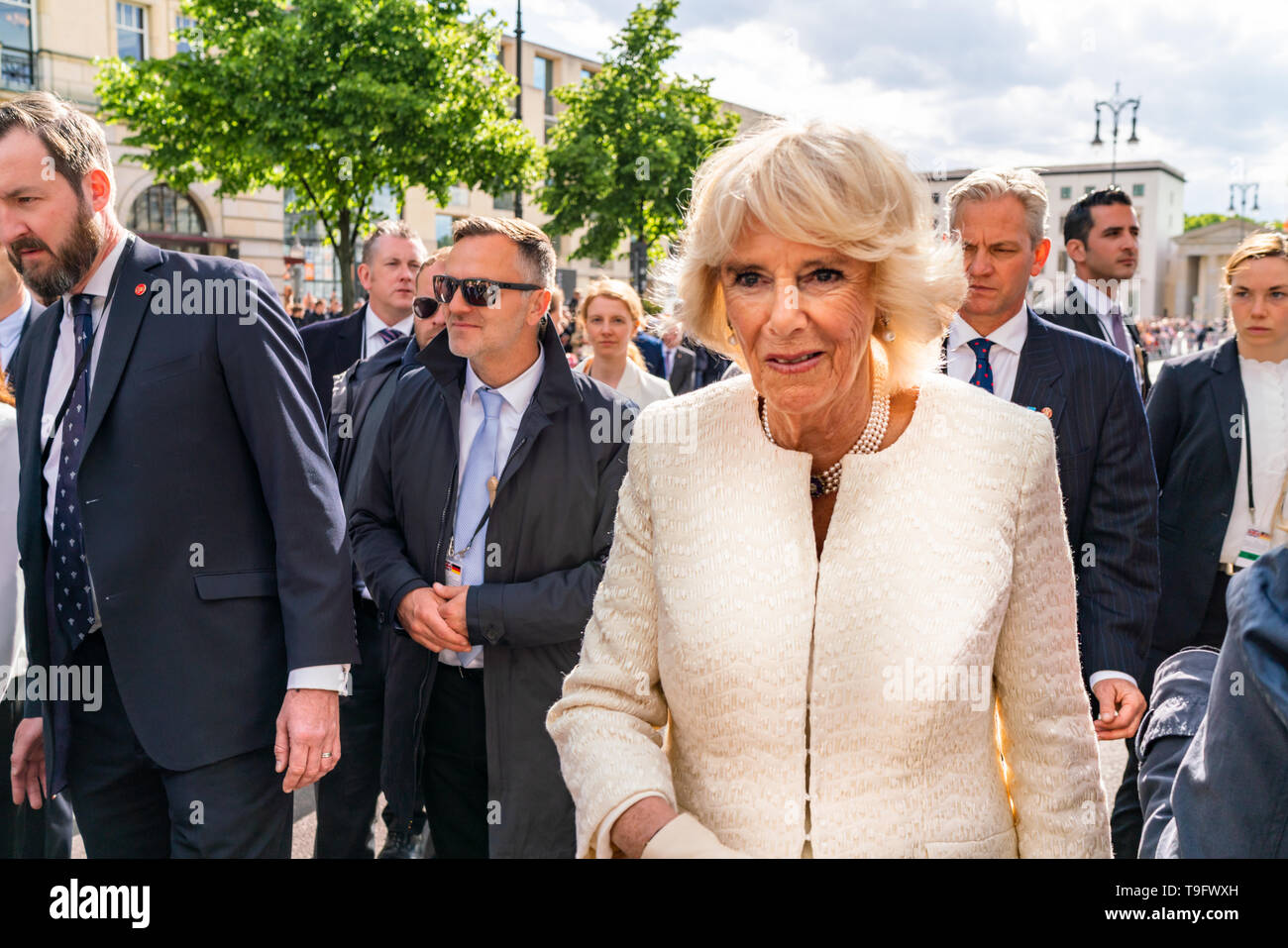 BERLIN, ALLEMAGNE - le 7 mai 2019 : Camilla, Duchesse de Cornouailles, en face de la porte de Brandebourg Banque D'Images