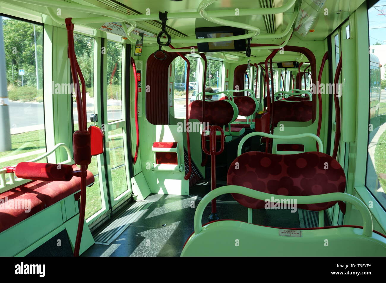 Tramway interieur montpellier Banque de photographies et d’images à ...